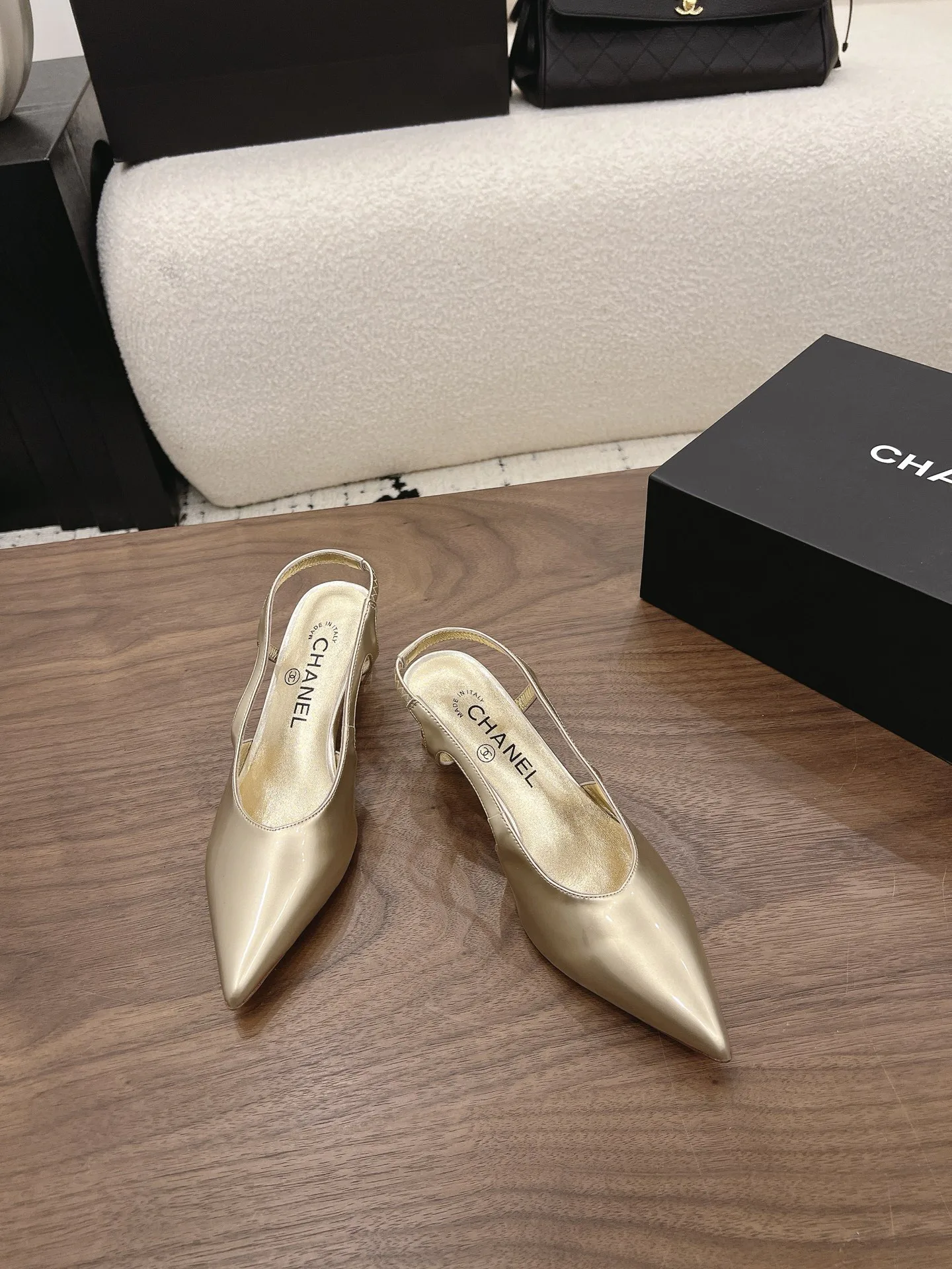 Туфли Женские Chanel 17342744