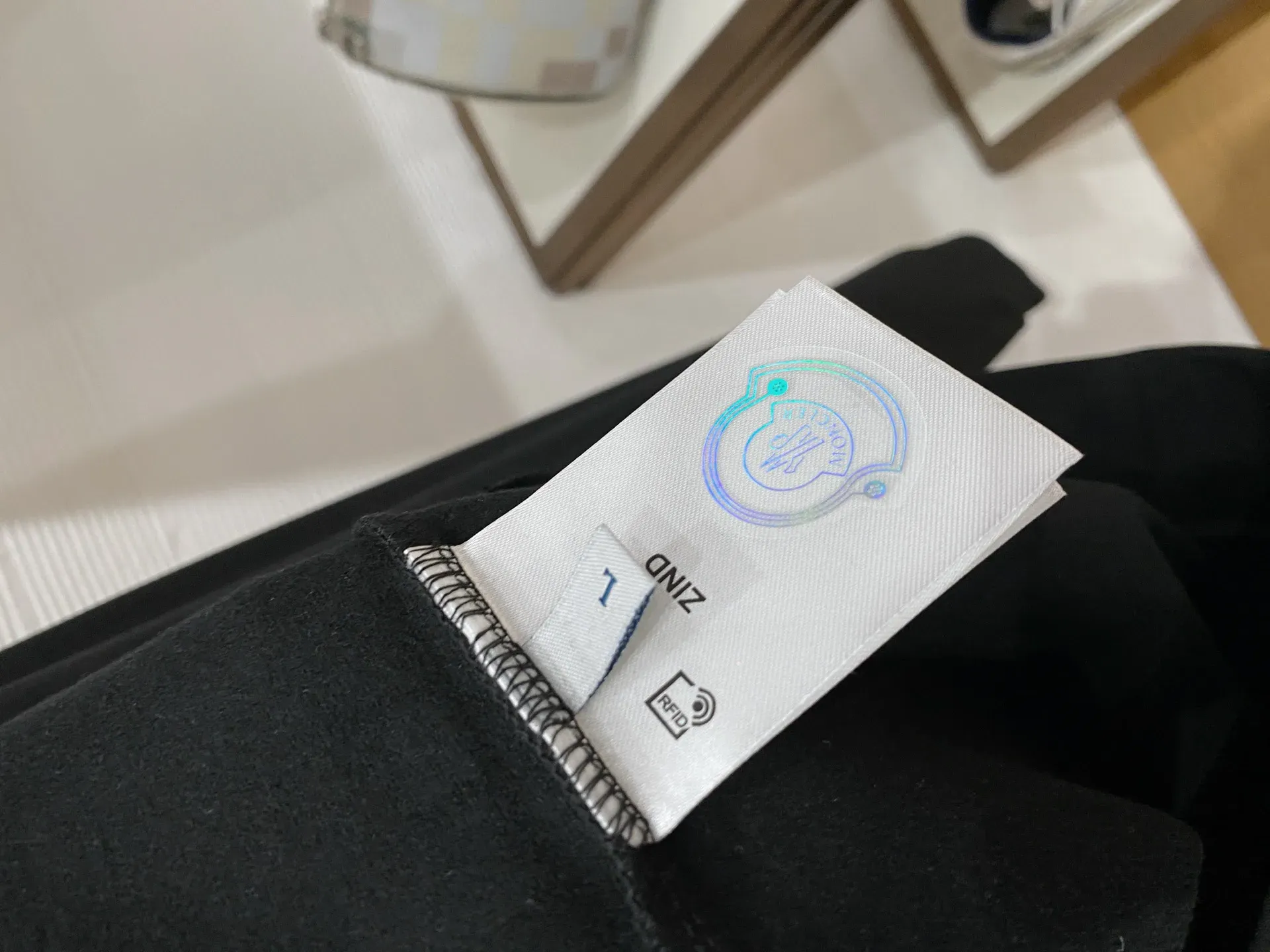 Лонгсливы Мужские Moncler 452535