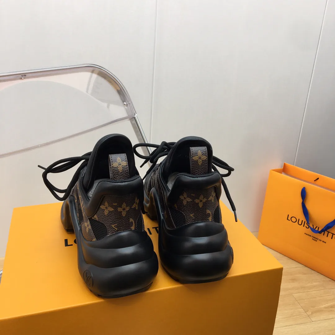 Кроссовки Женские Louis Vuitton 3289