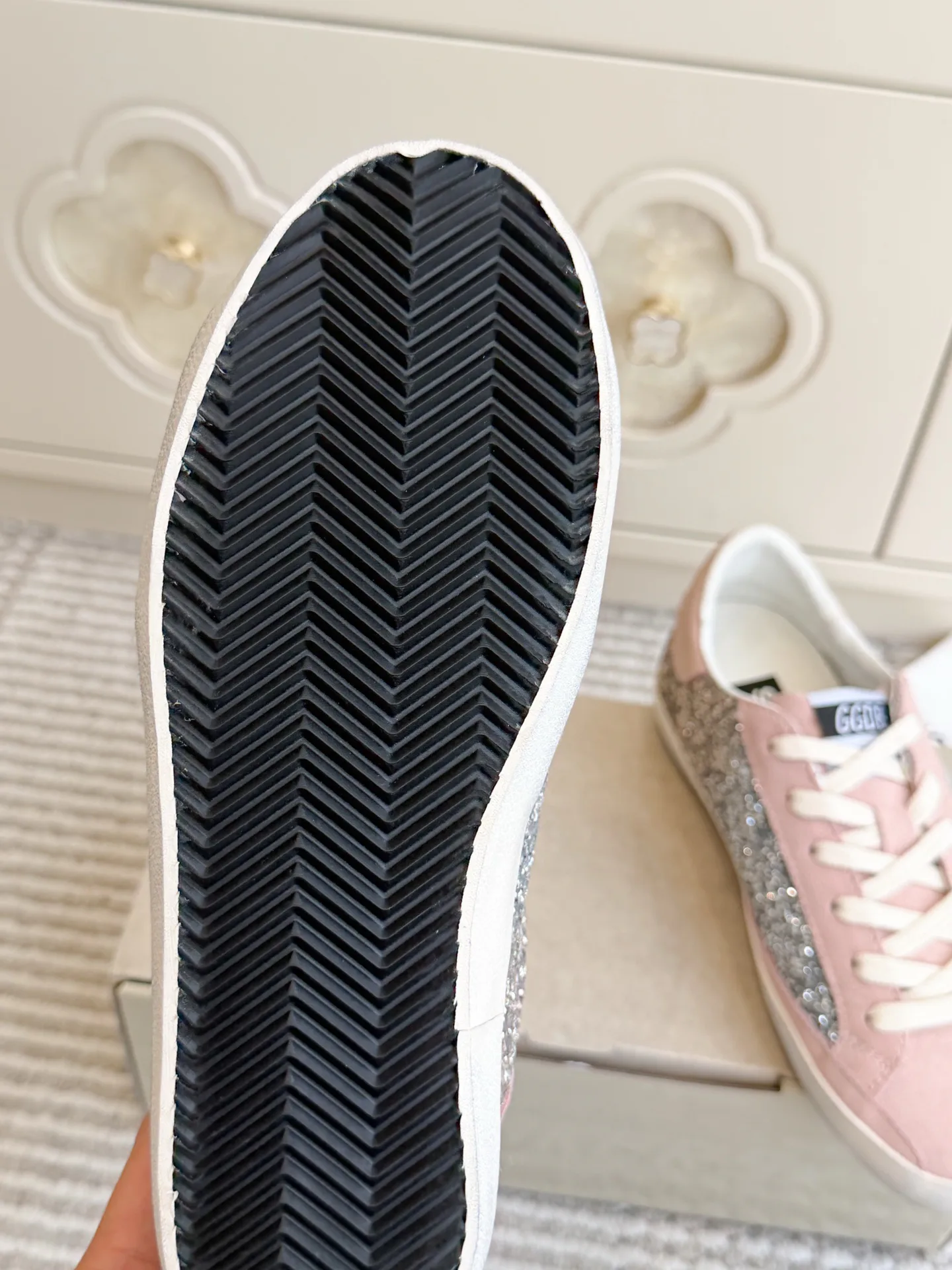Кроссовки Женские Golden Goose 18737585