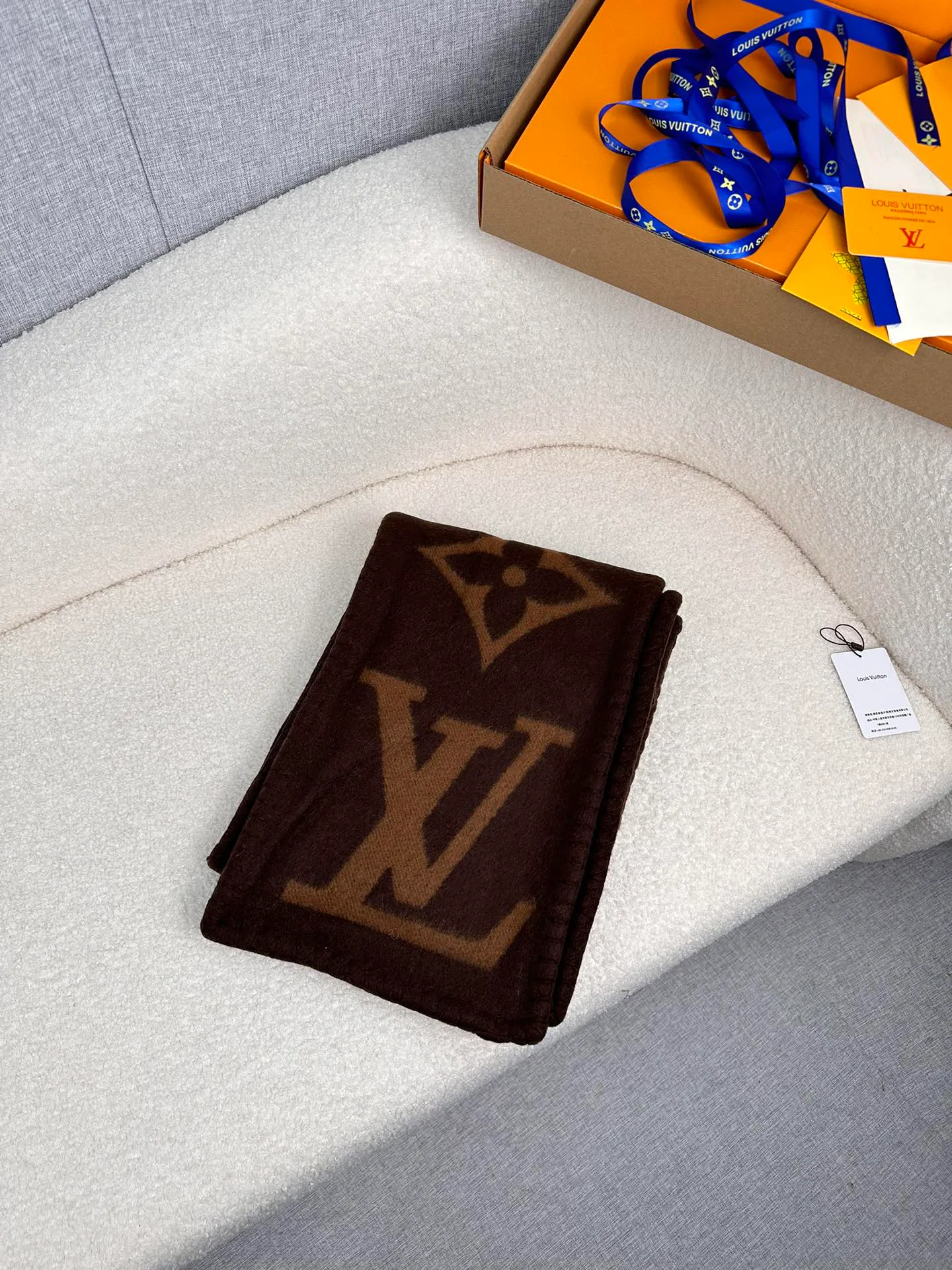 Шарфы Louis Vuitton 262358