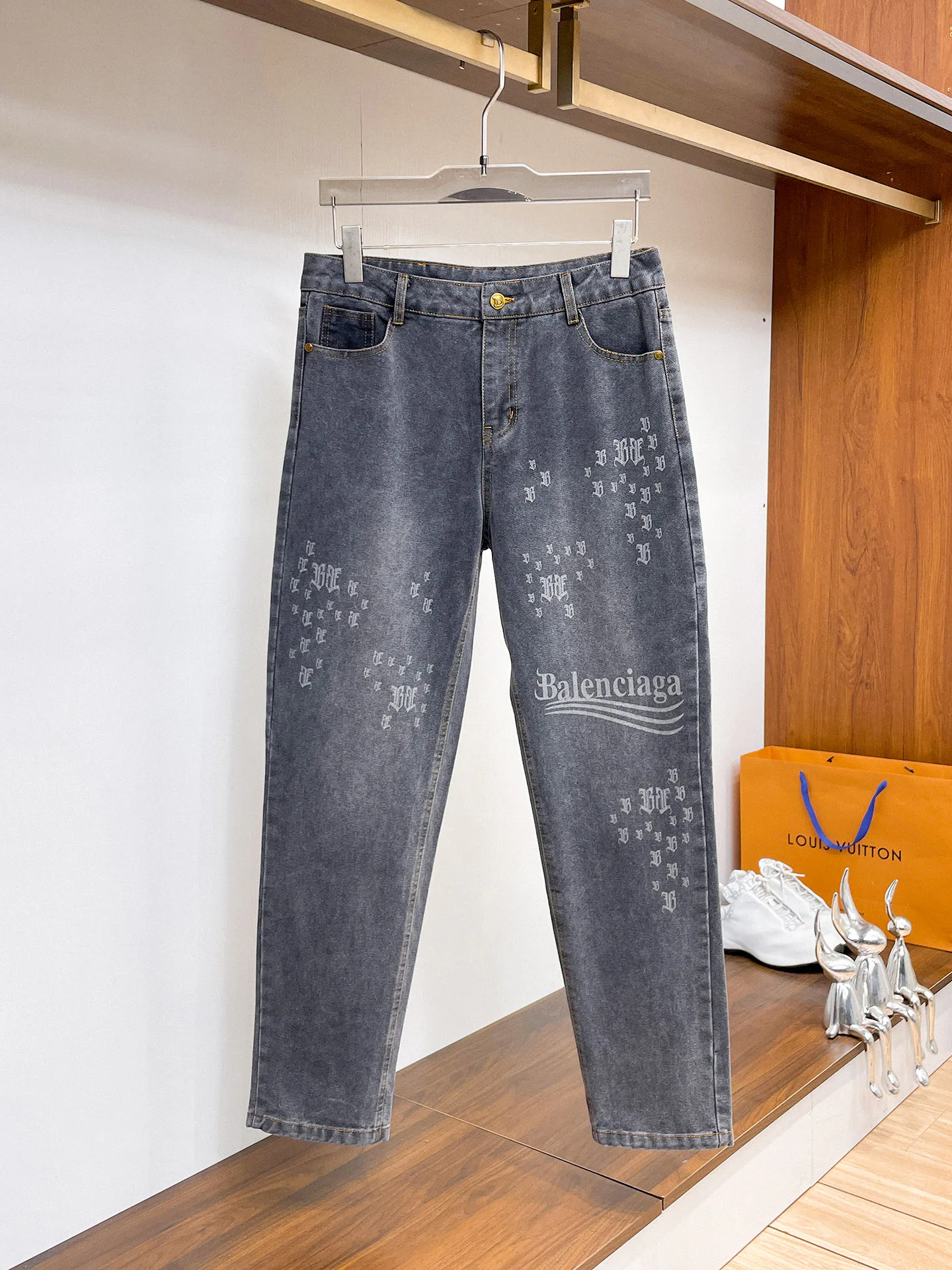 Джинсы Мужские Balenciaga 18345661