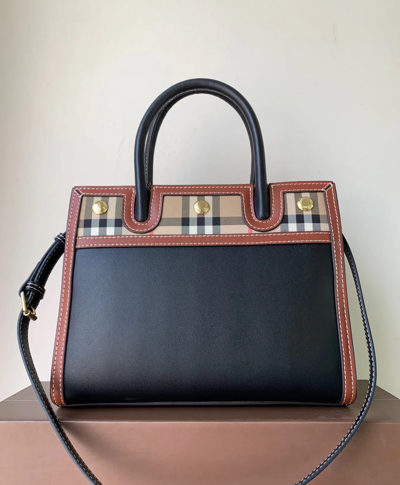 Сумки На Ремне Женские Issey Miyake 61726