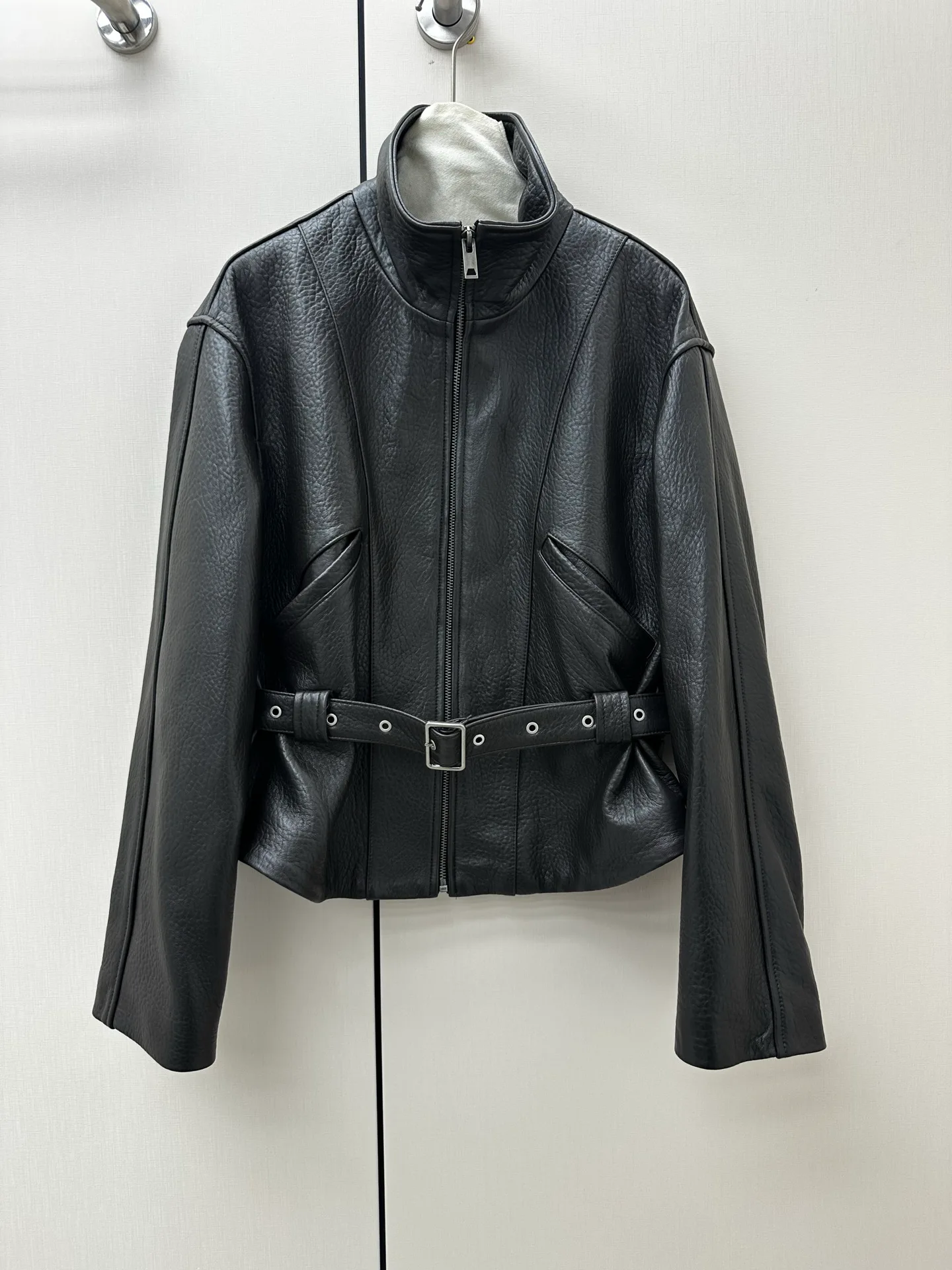 Кожаные Куртки И Дублёнки Женские Saint Laurent 18061022