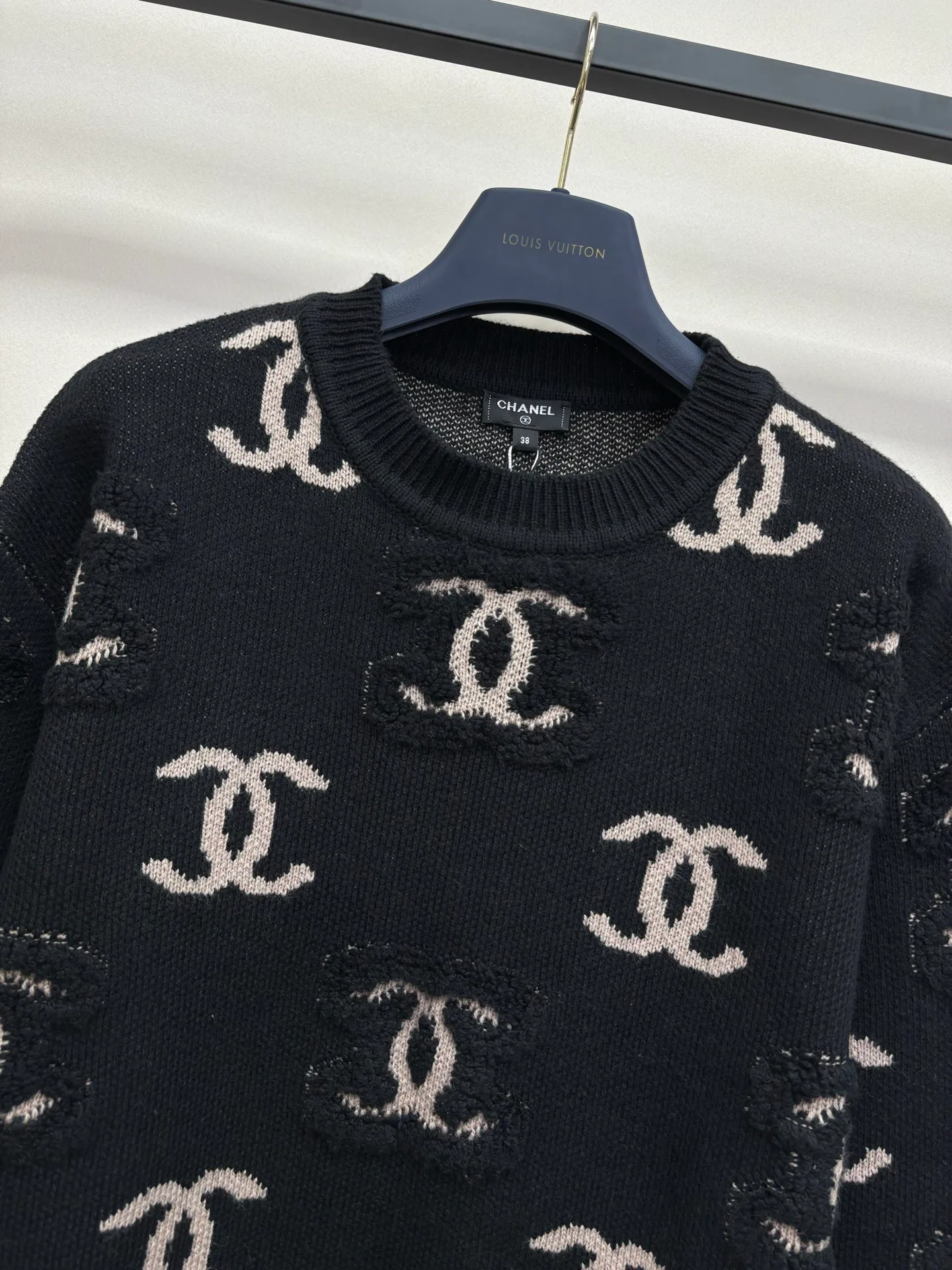 Джемперы И Свитеры Женские Chanel 17696330
