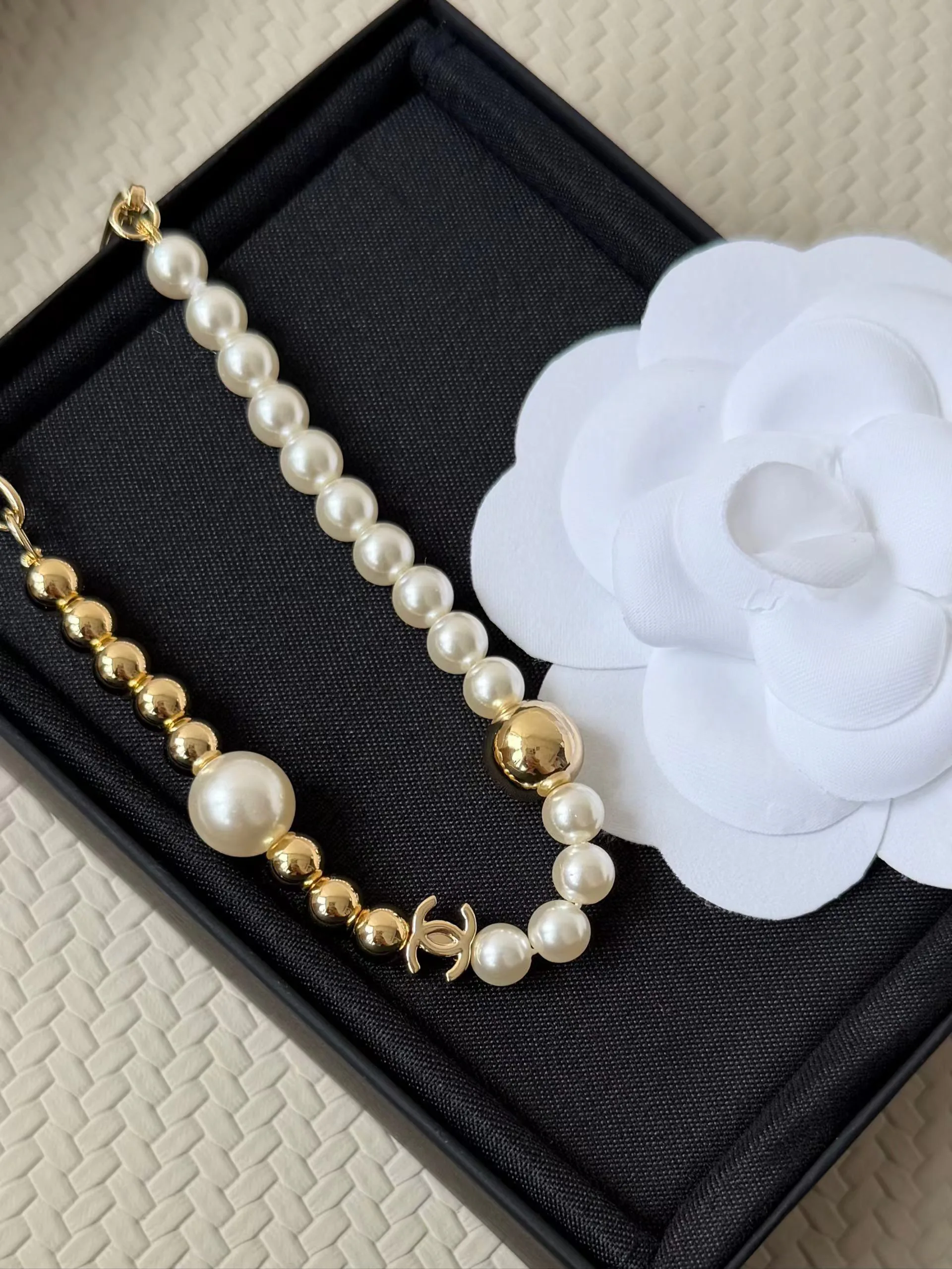 Бижутерия Chanel 17878636