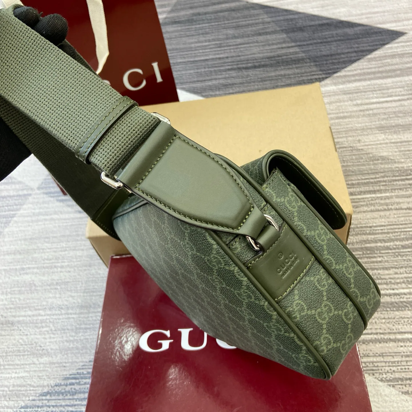 Классические Сумки Женские Gucci 11488763