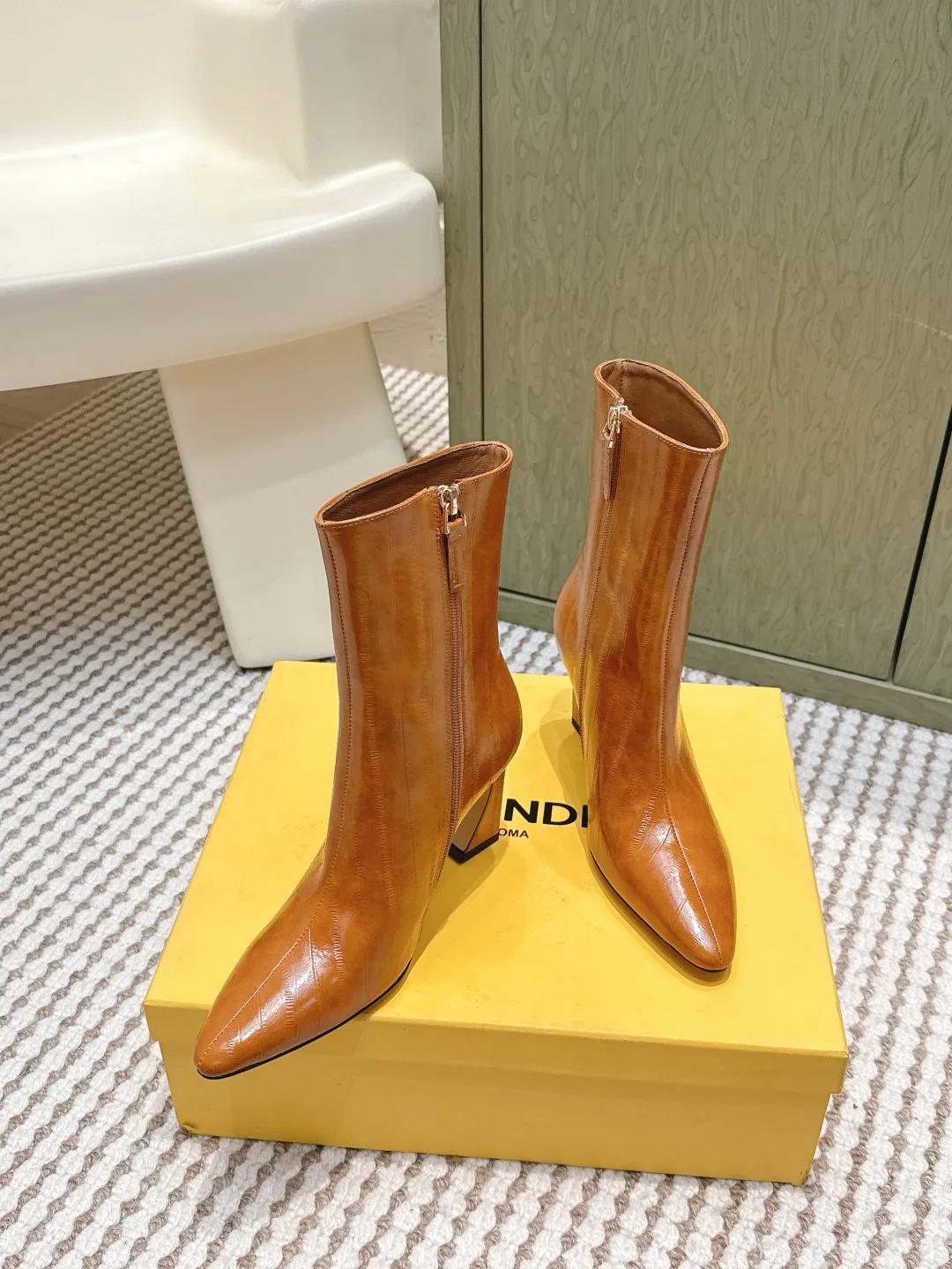 Ботильоны Женские Fendi 18370145