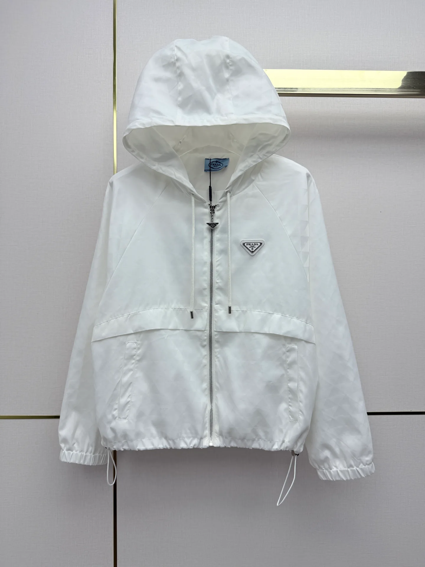 Куртки И Пуховики Женские Prada 12752346