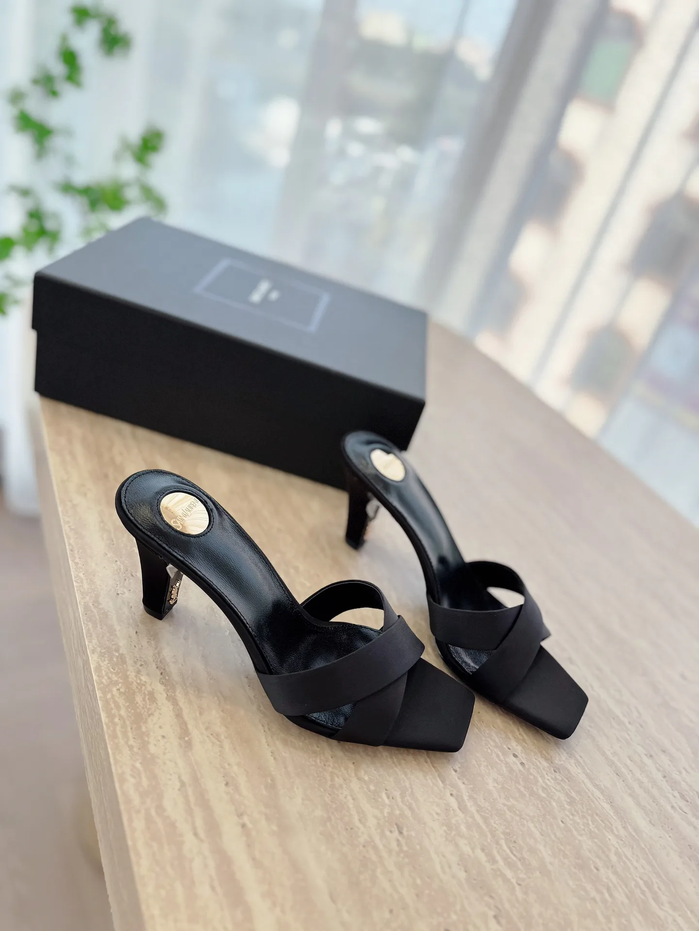 Босоножки Женские Saint Laurent 12815344