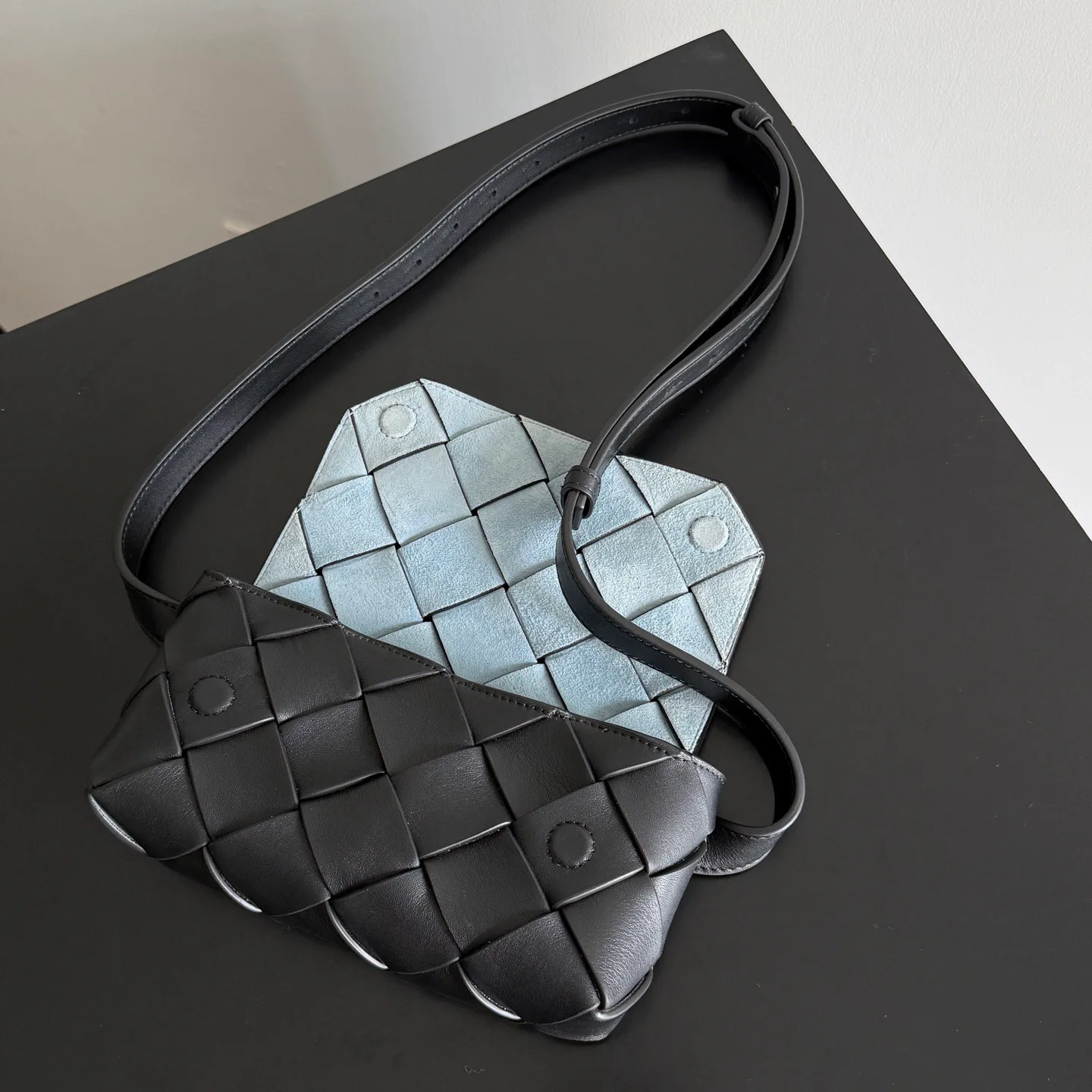 Поясные Сумки Женские Bottega Veneta 14321812