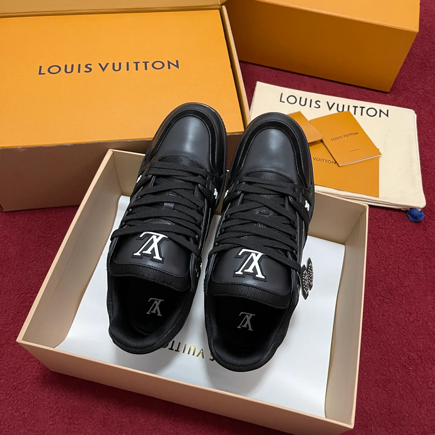 Кроссовки Женские Louis Vuitton 245637