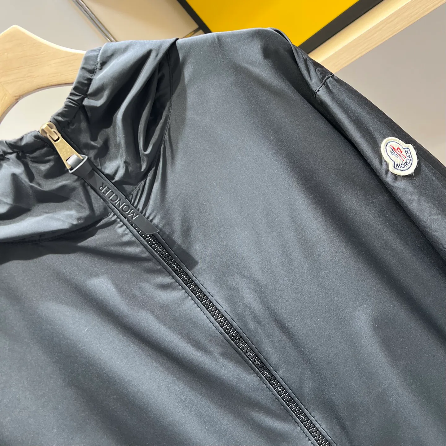 Куртки И Пуховики Женские Moncler 12778577