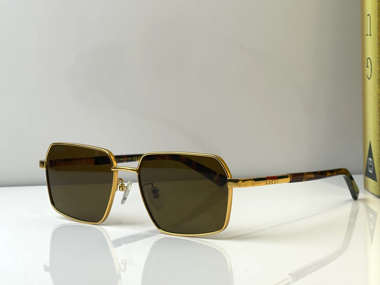 Очки Gucci 205256