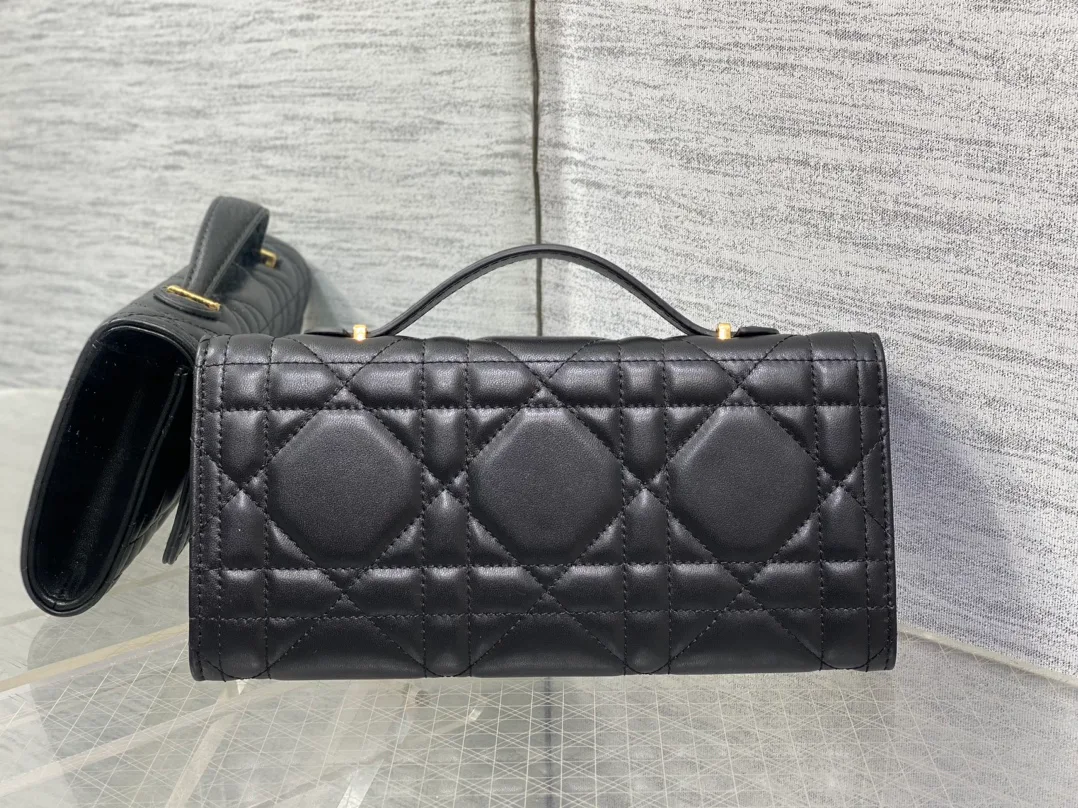 Клатчи Женские Christian Dior 11412687