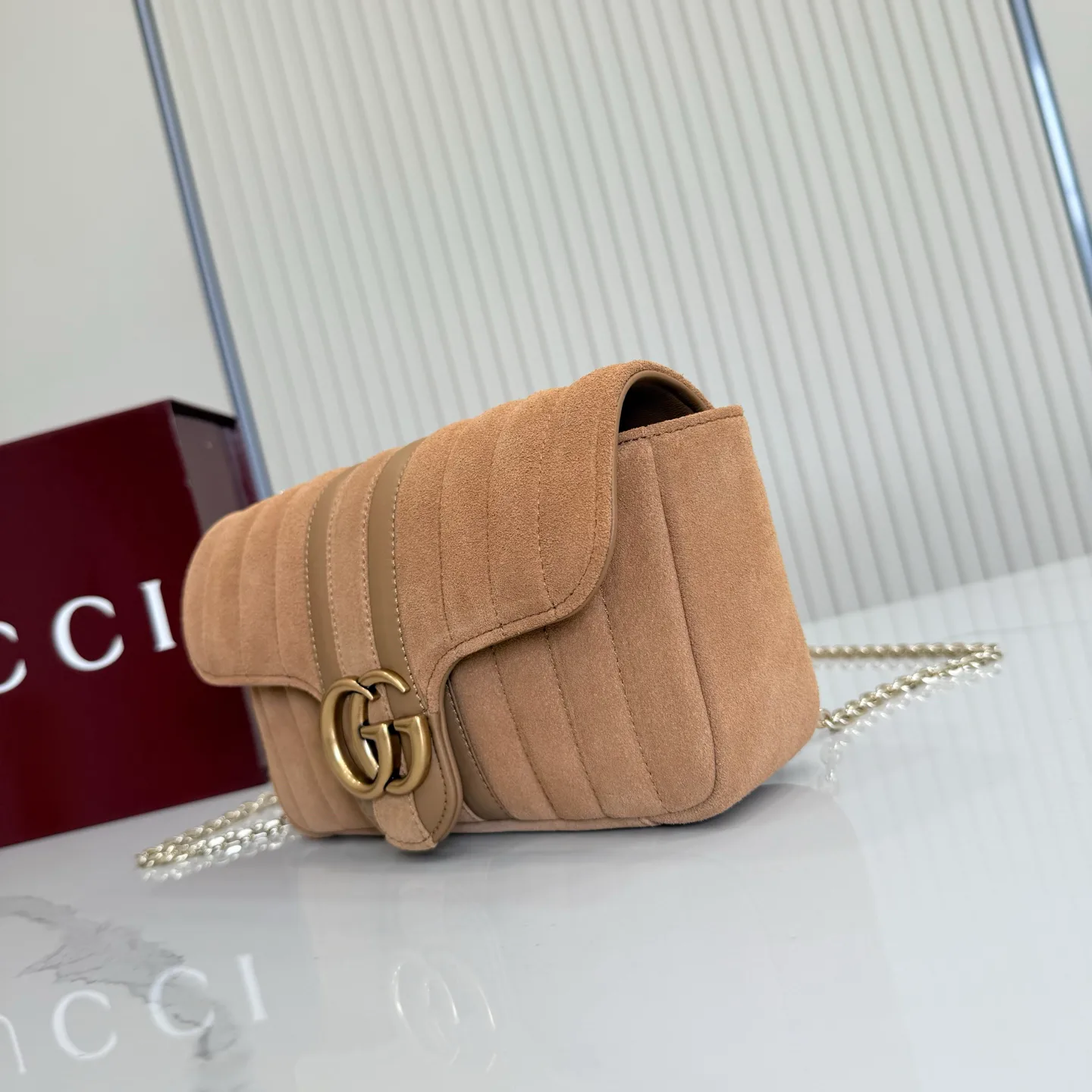 Классические Сумки Женские Gucci 18210743