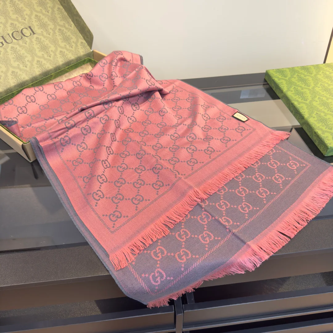 Платки Gucci 11268990