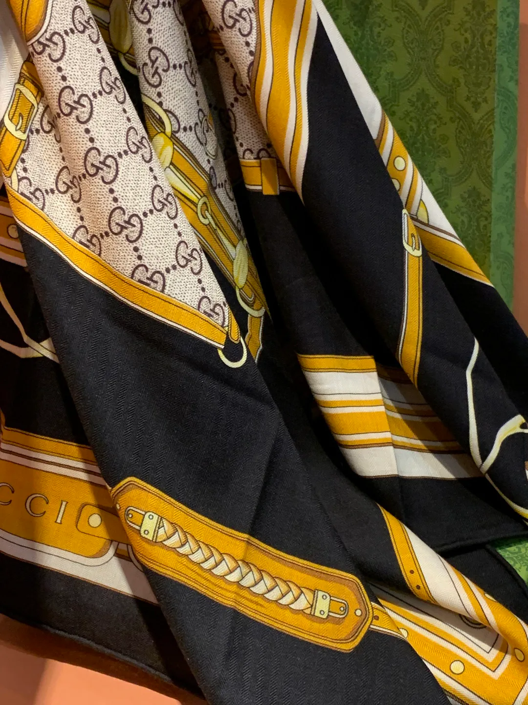 Шарфы Gucci 420530