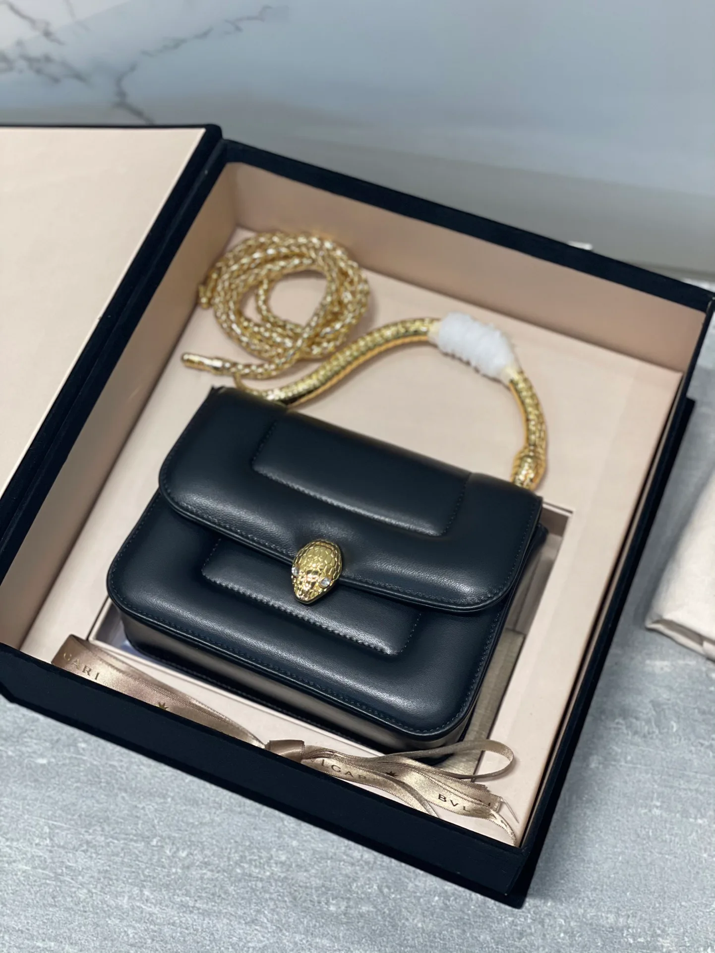 Классические Сумки Женские Bvlgari 5080423