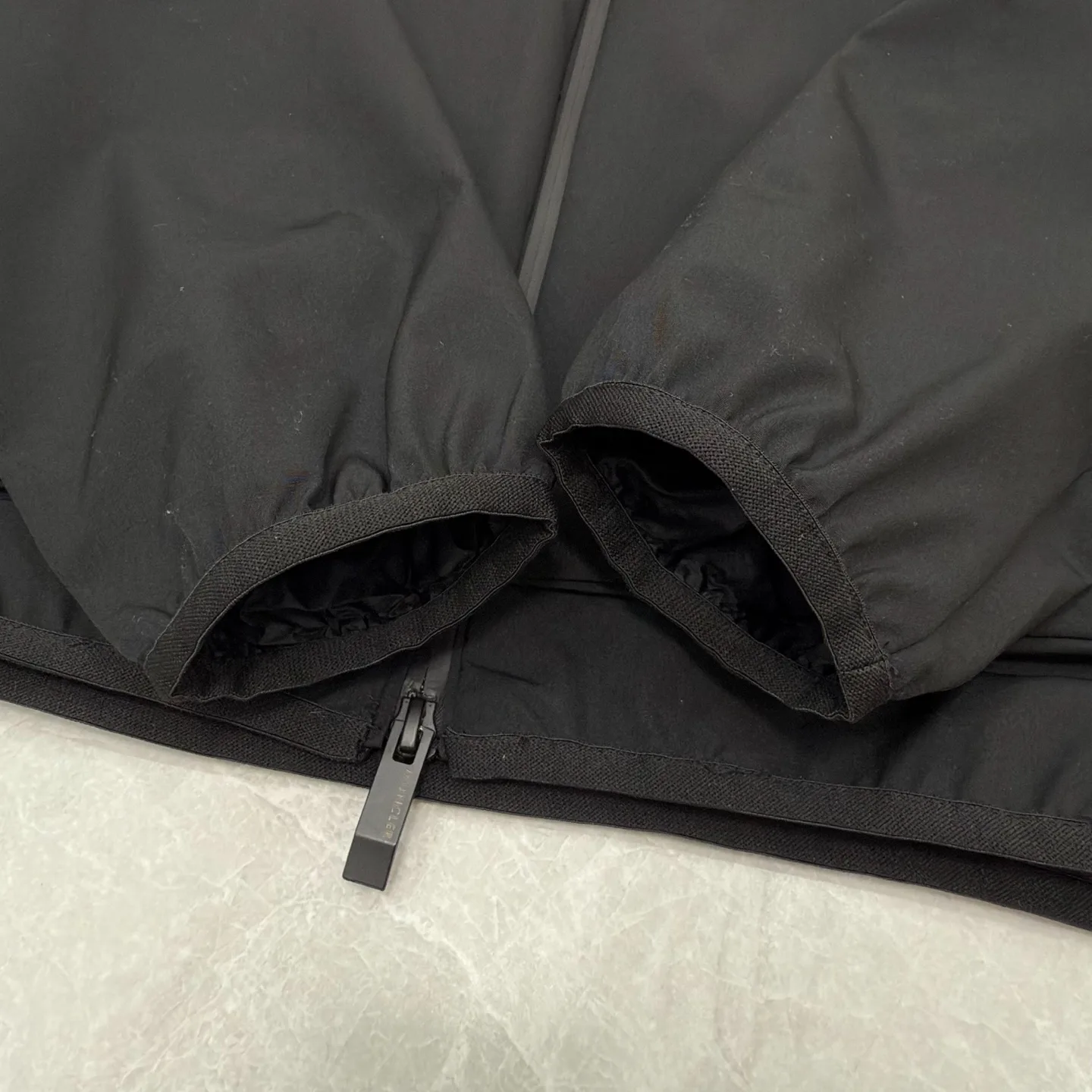 Куртки И Пуховики Мужские Moncler 11479476
