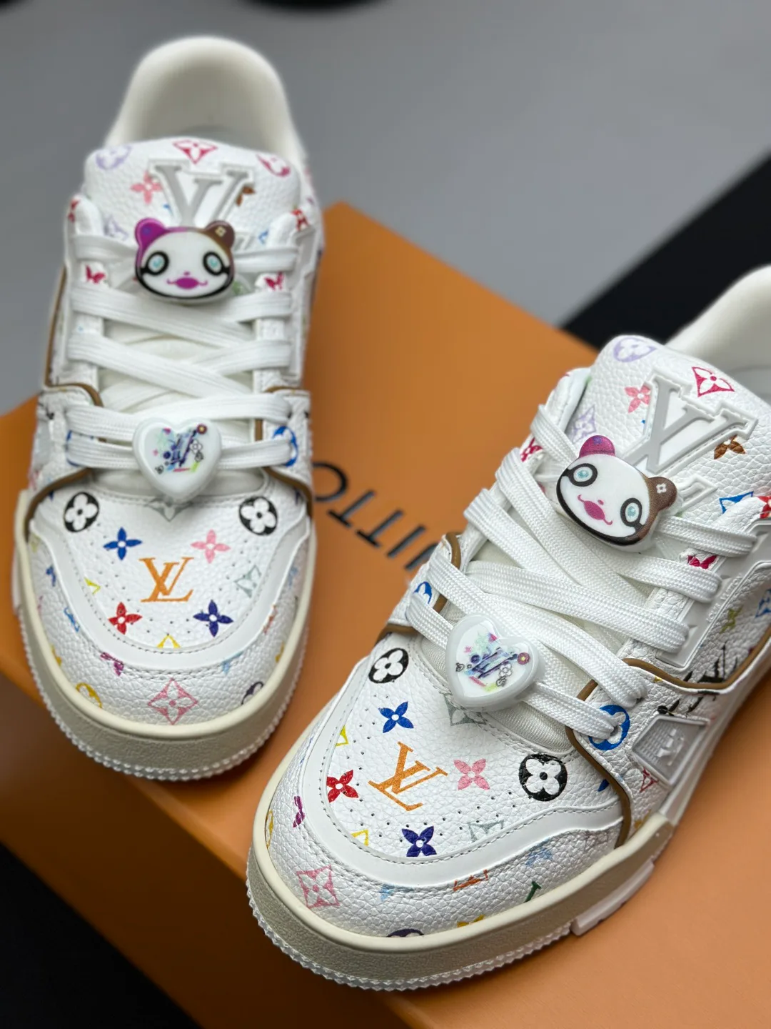 Кроссовки Женские Louis Vuitton 153022