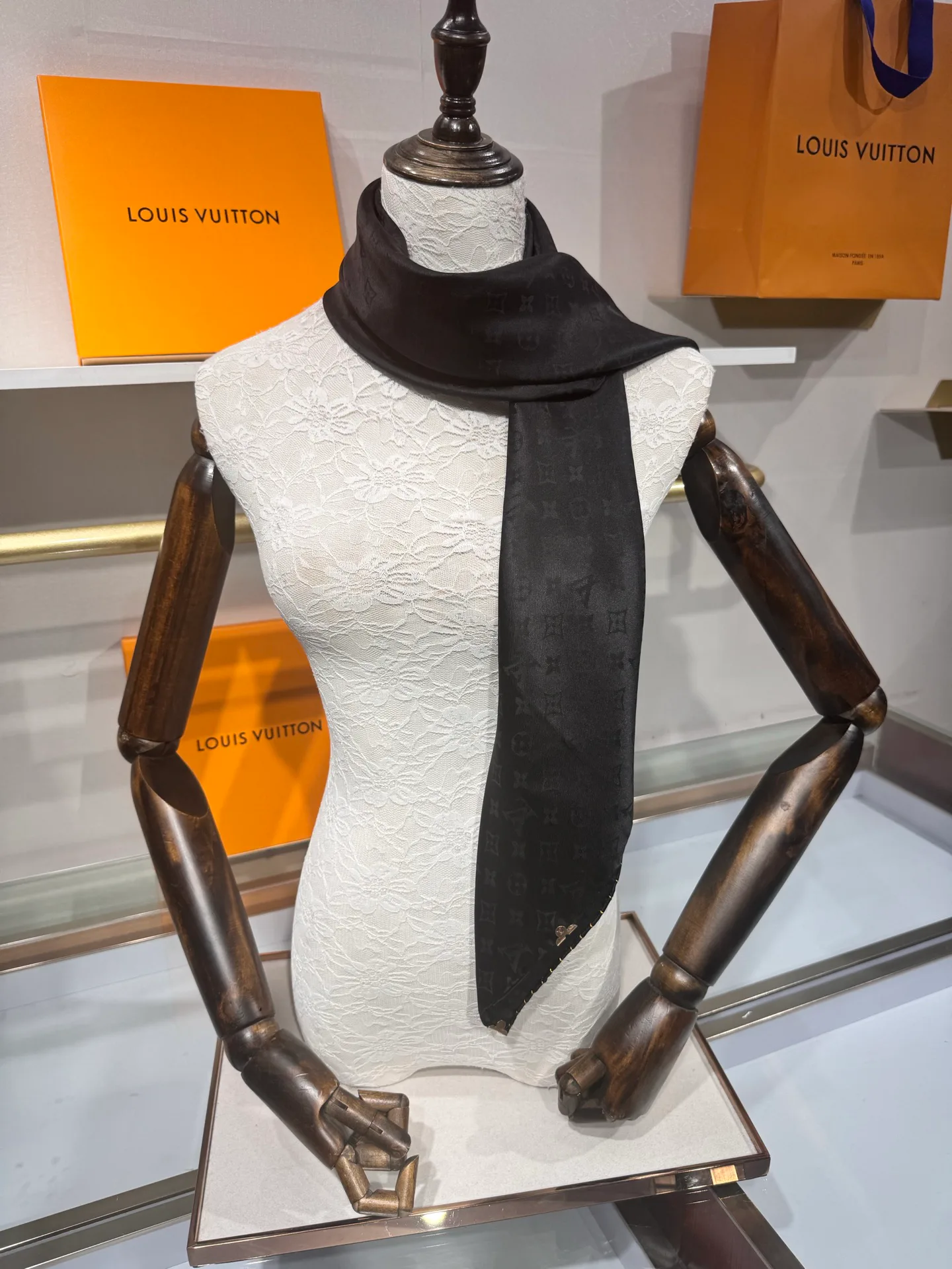 Платки Louis Vuitton 13581104