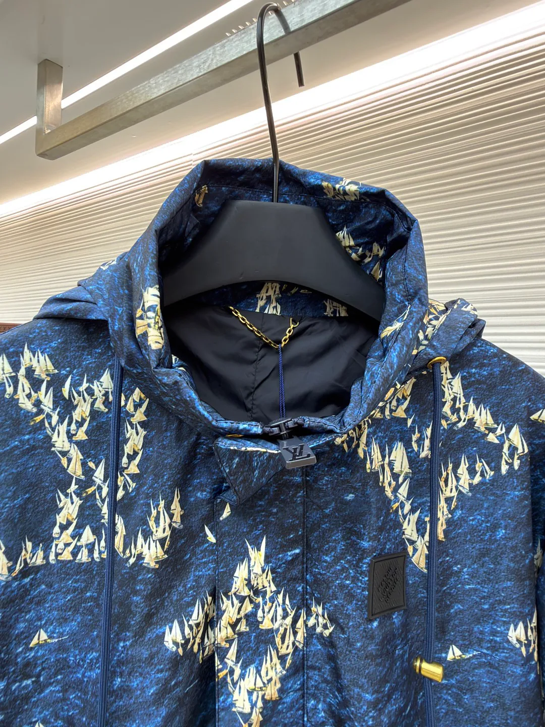 Куртки И Пуховики Мужские Louis Vuitton 10895701