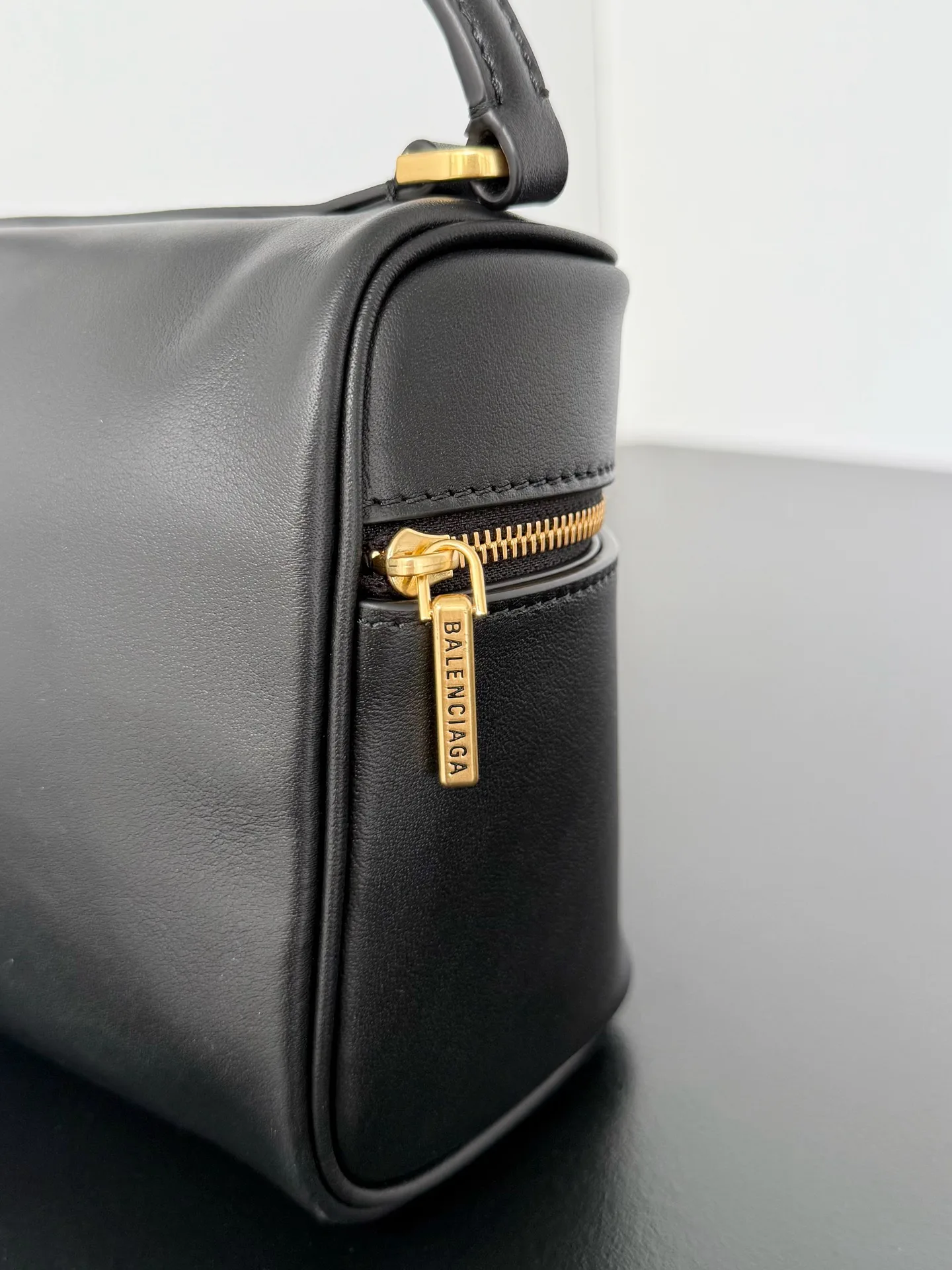 Клатчи Женские Balenciaga 11451448