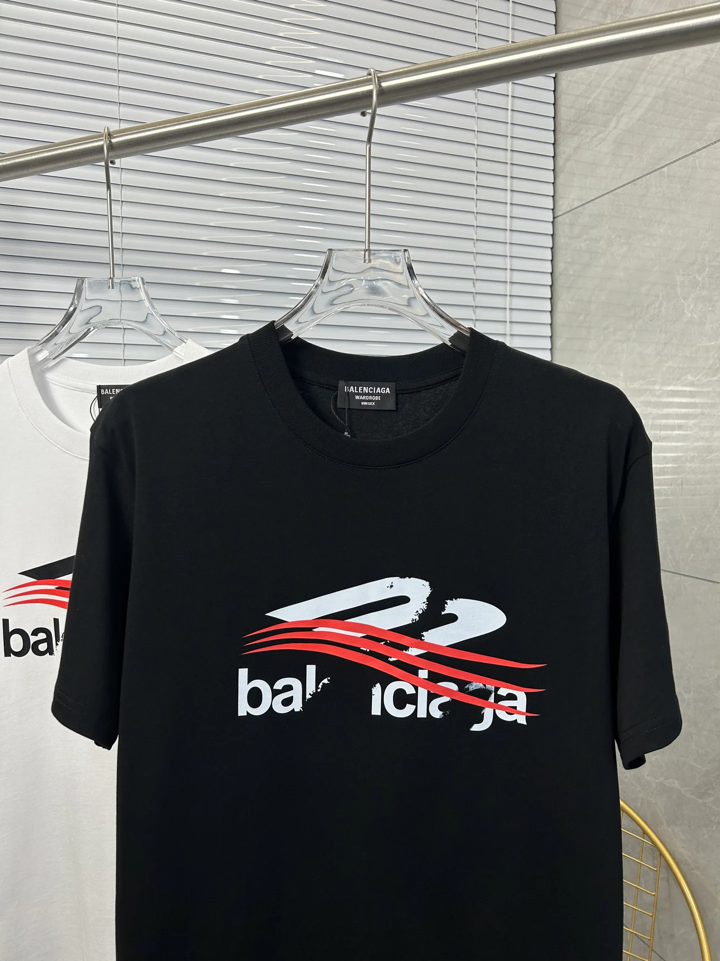 Футболки Женские Balenciaga 15458