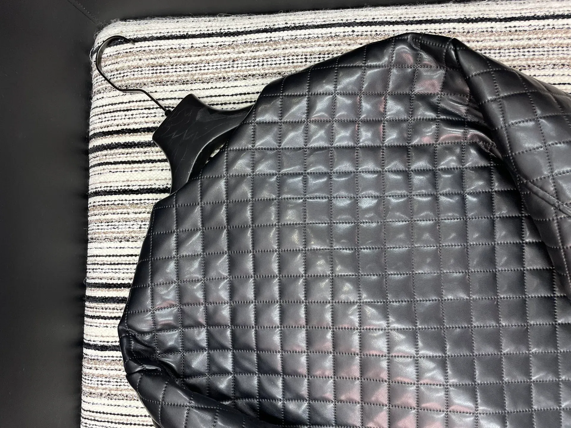 Куртки И Пуховики Женские Chanel 355591