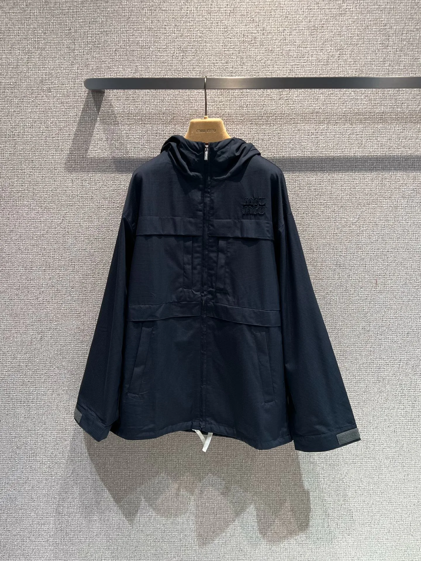 Куртки И Пуховики Женские Miu Miu 14175870