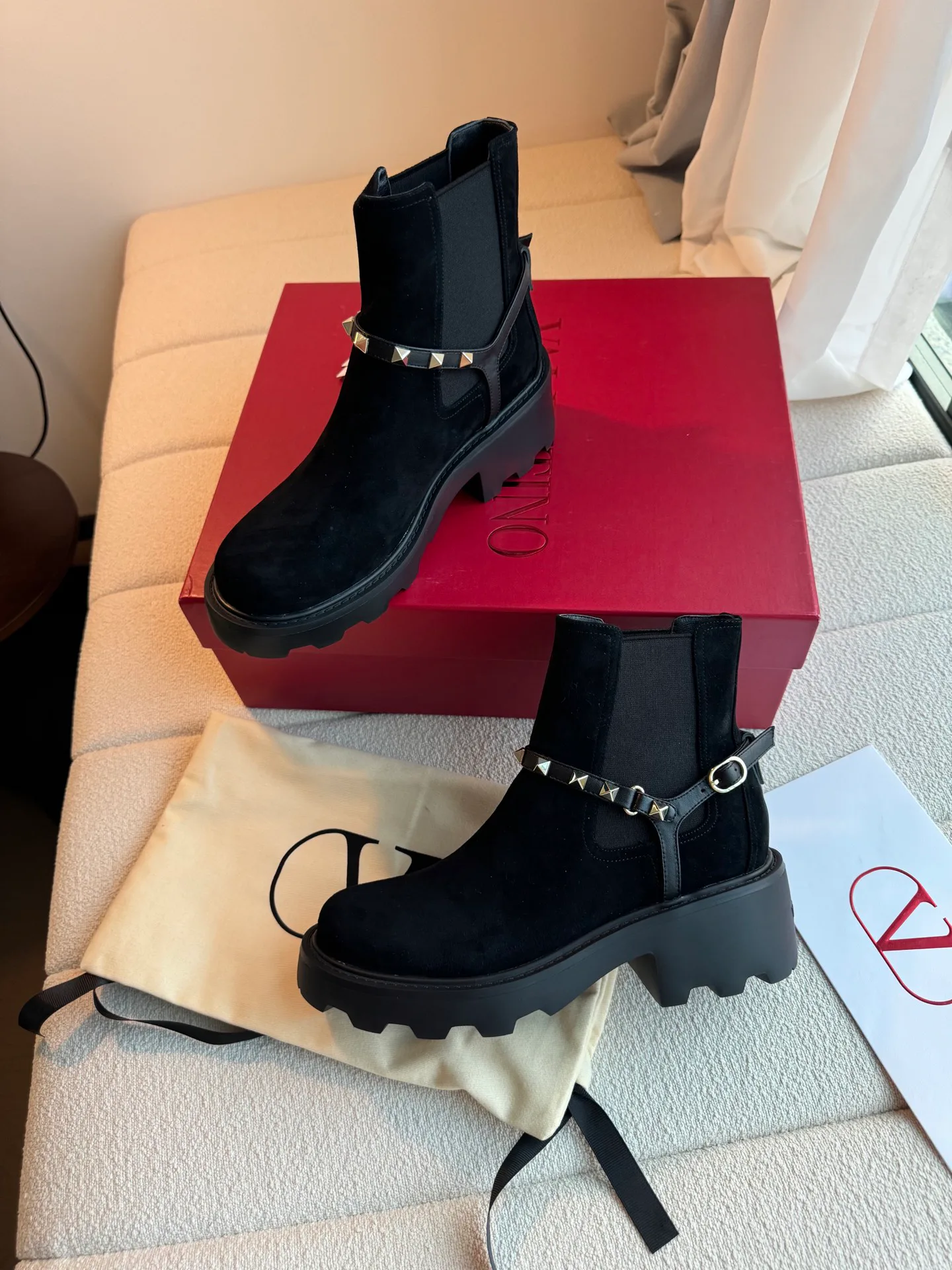 Ботинки Женские Valentino 18832626