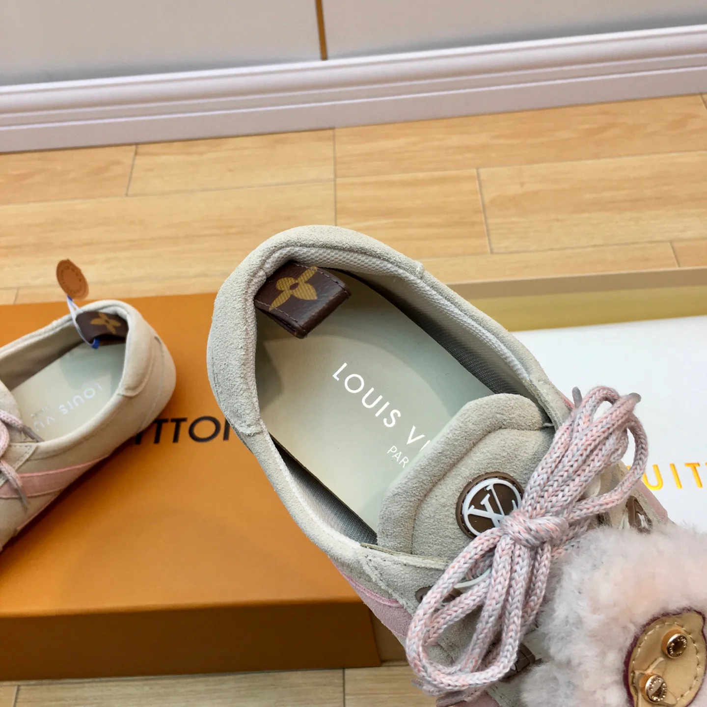 Кроссовки Женские Louis Vuitton 875962