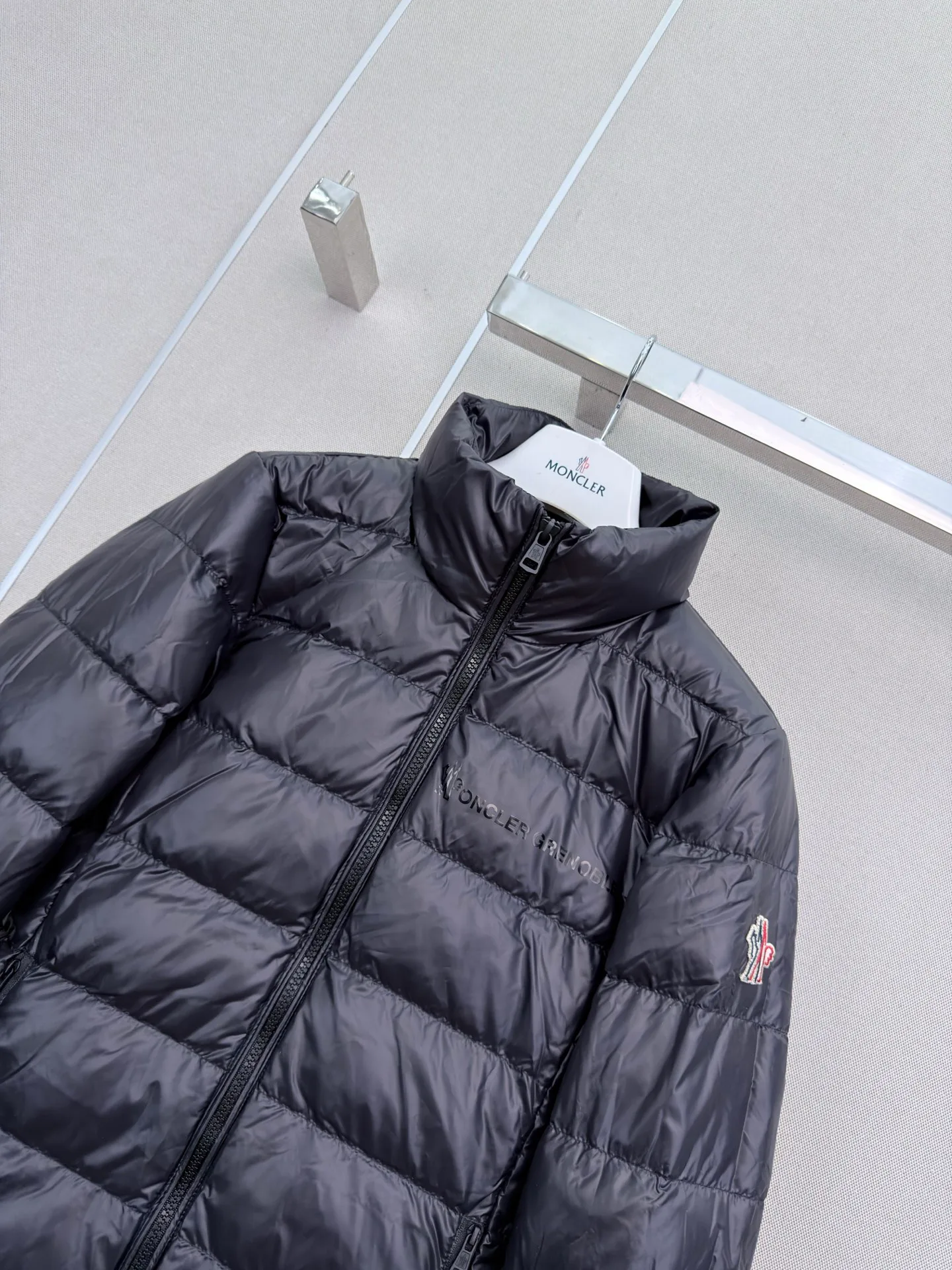 Куртки И Пуховики Женские Moncler 18501656