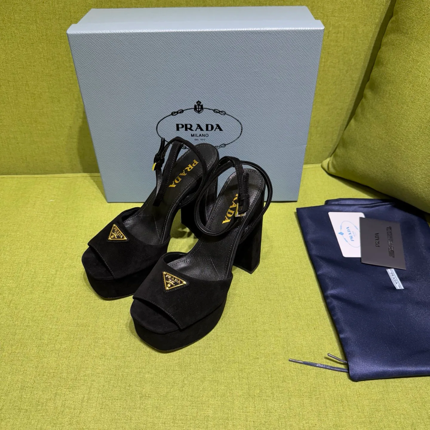 Босоножки Женские Prada 10481119