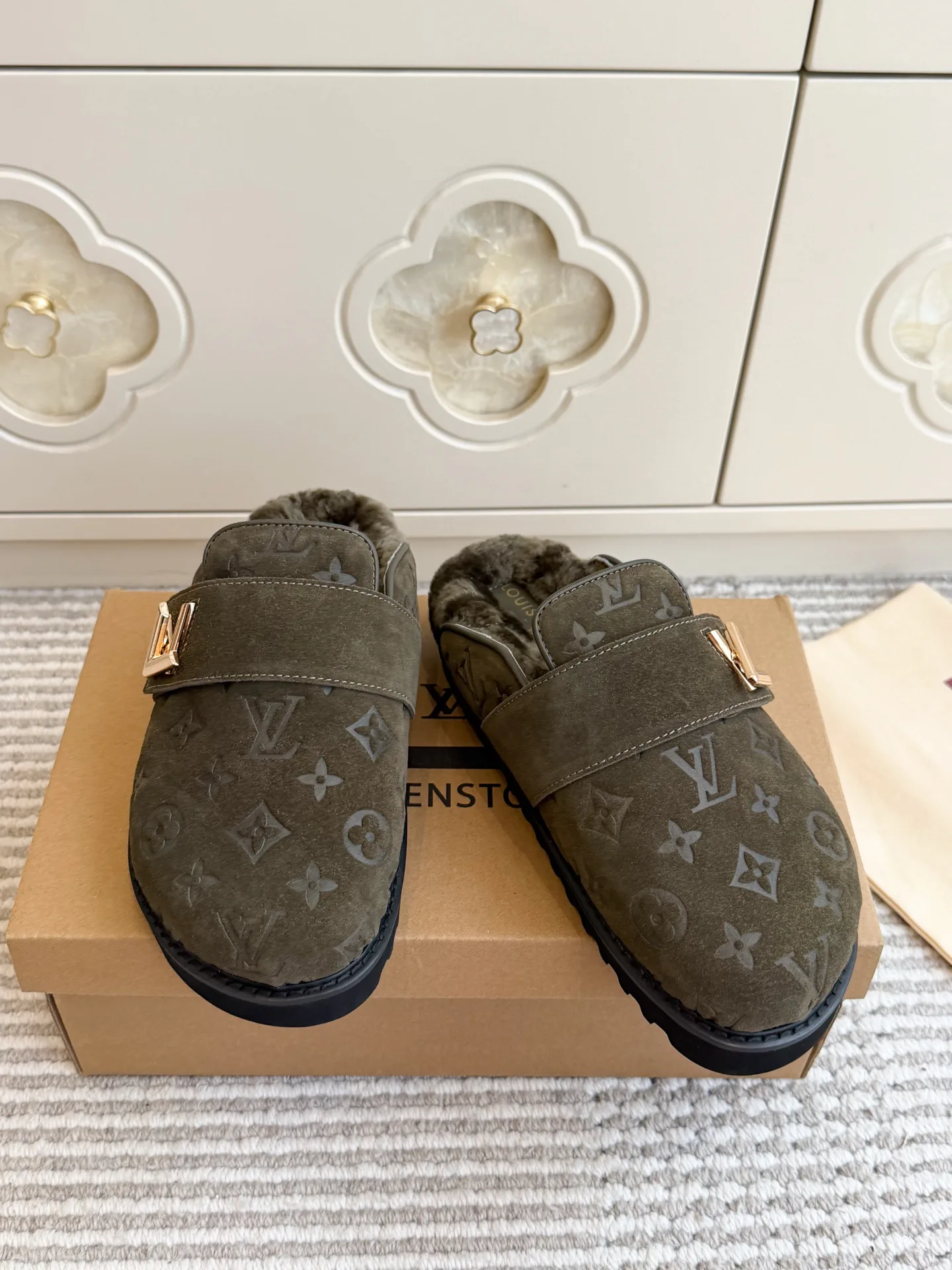 Мюли И Сабо Женские Louis Vuitton 19780117