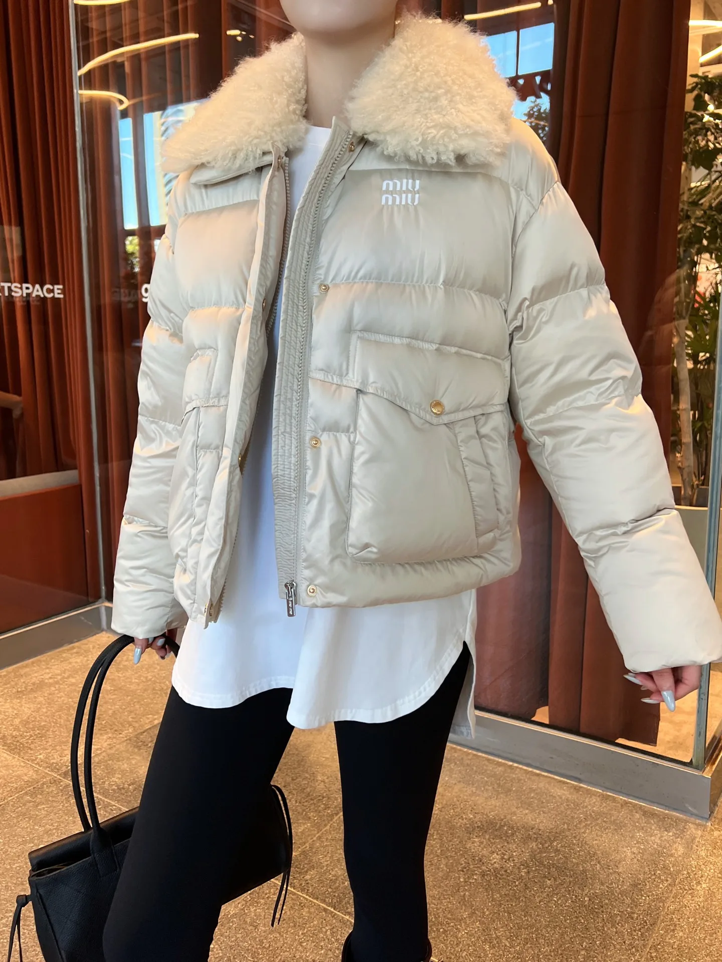 Куртки И Пуховики Женские Miu Miu 18757593