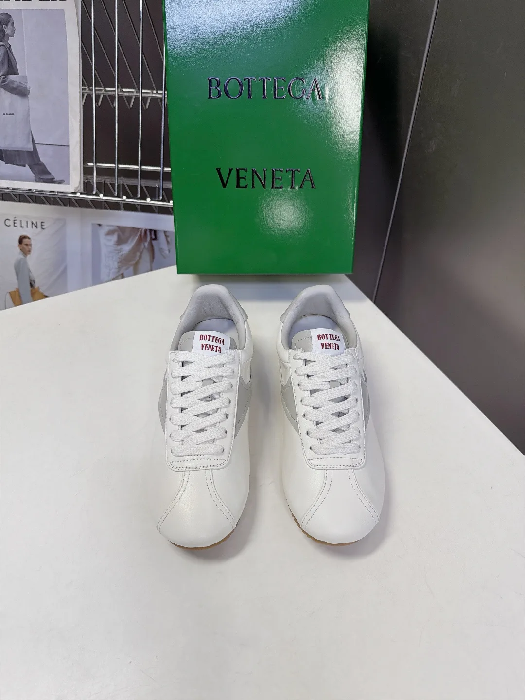 Кроссовки Женские Bottega Veneta 18404695