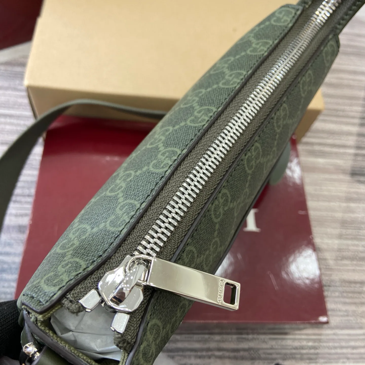 Поясные Сумки Женские Gucci 546482