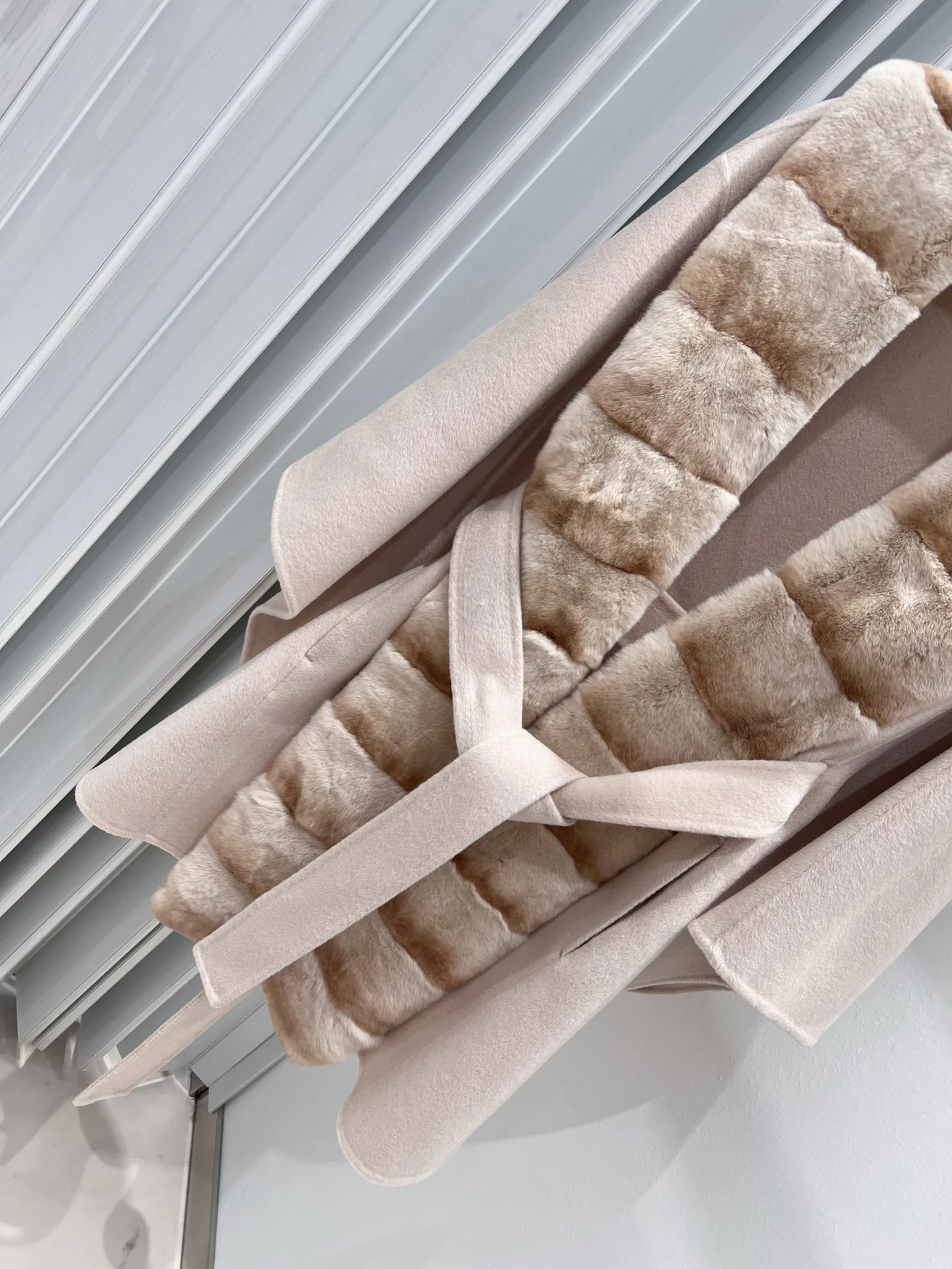 Пальто Женские Loro Piana 18734829