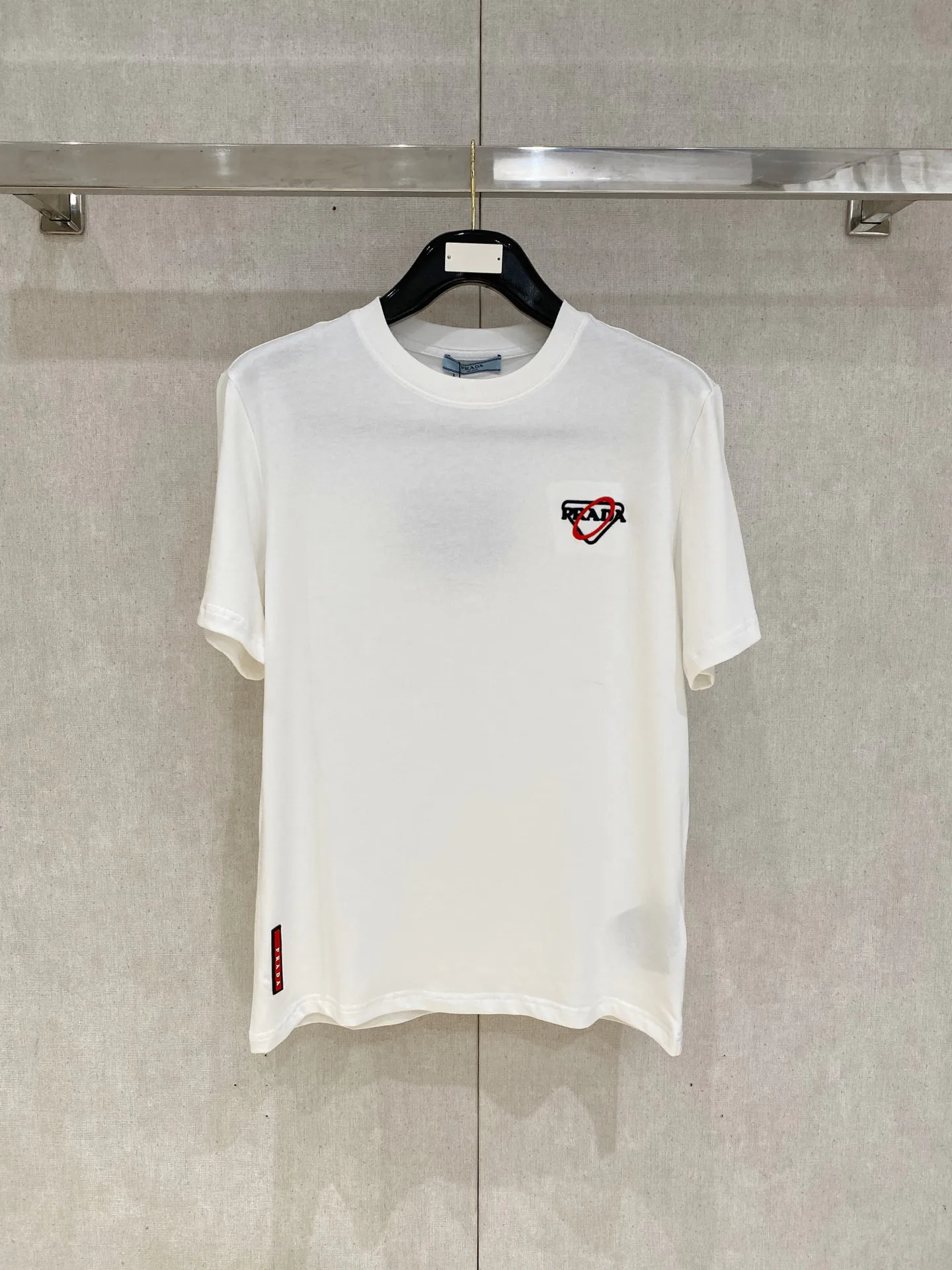 Футболки Женские Prada 5996004