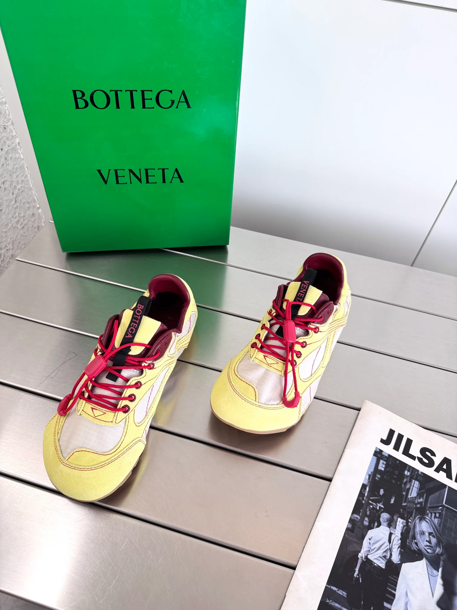 Кроссовки Женские Bottega Veneta 11911490