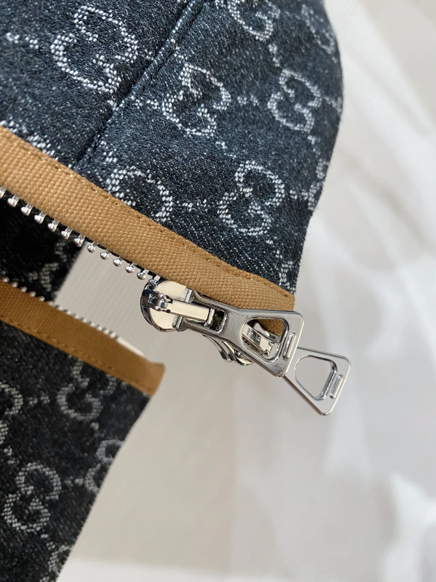 Куртки И Пуховики Мужские Gucci 10271867