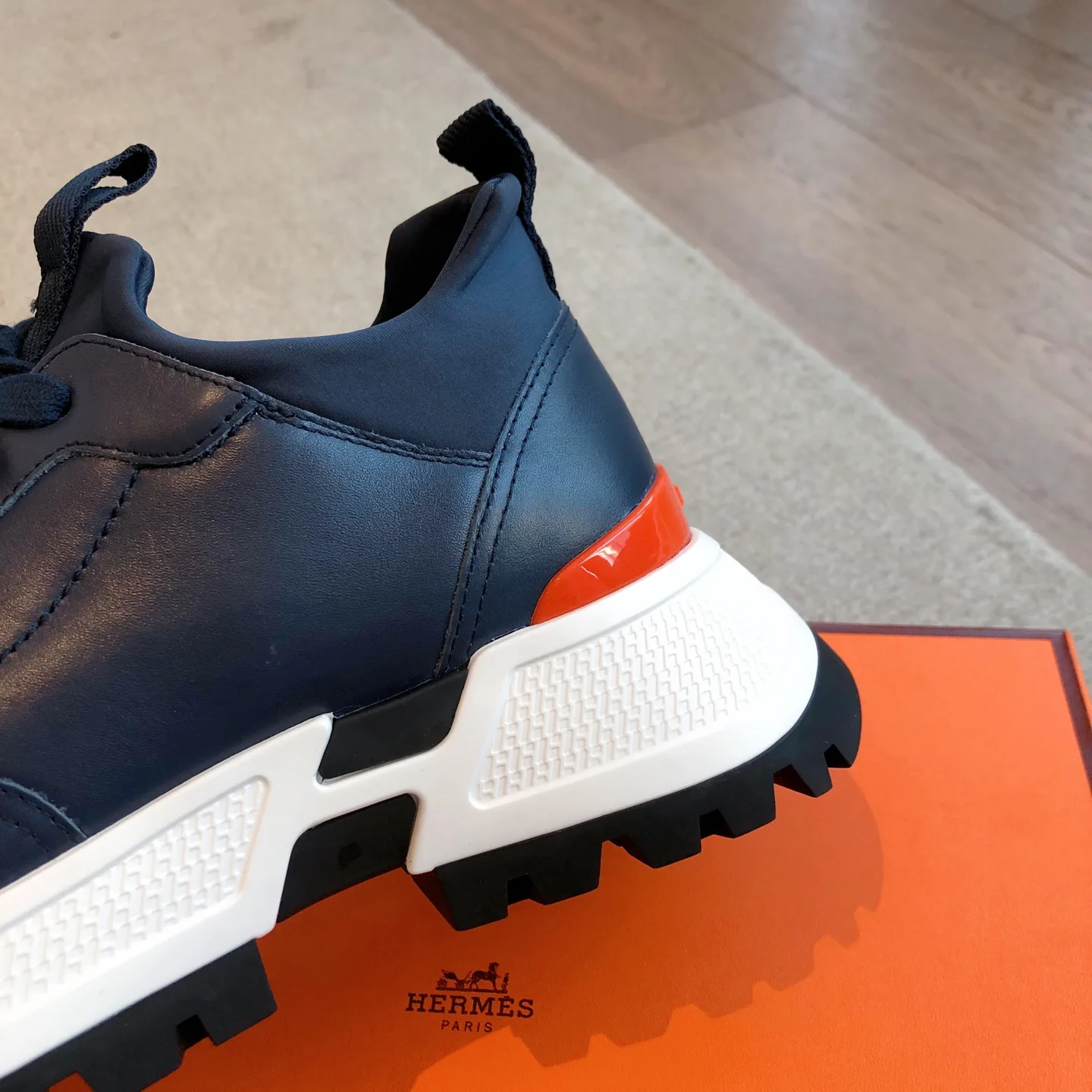 Кроссовки Женские Hermes 1237222