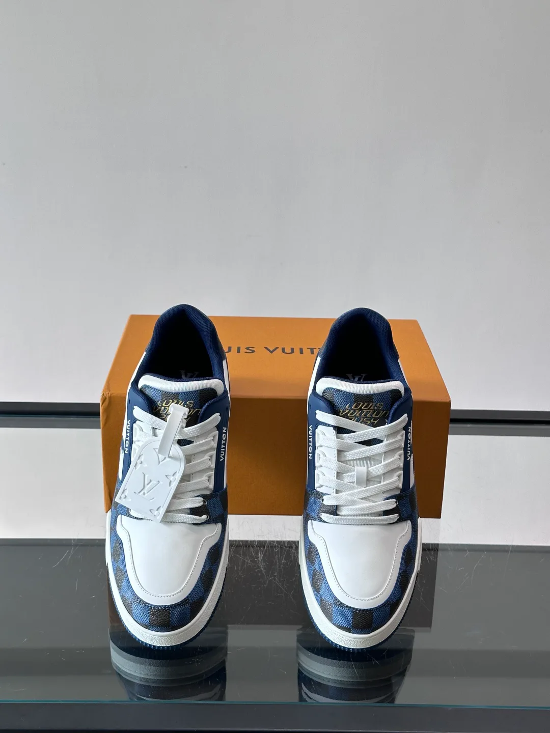 Кроссовки Мужские Louis Vuitton 13330533