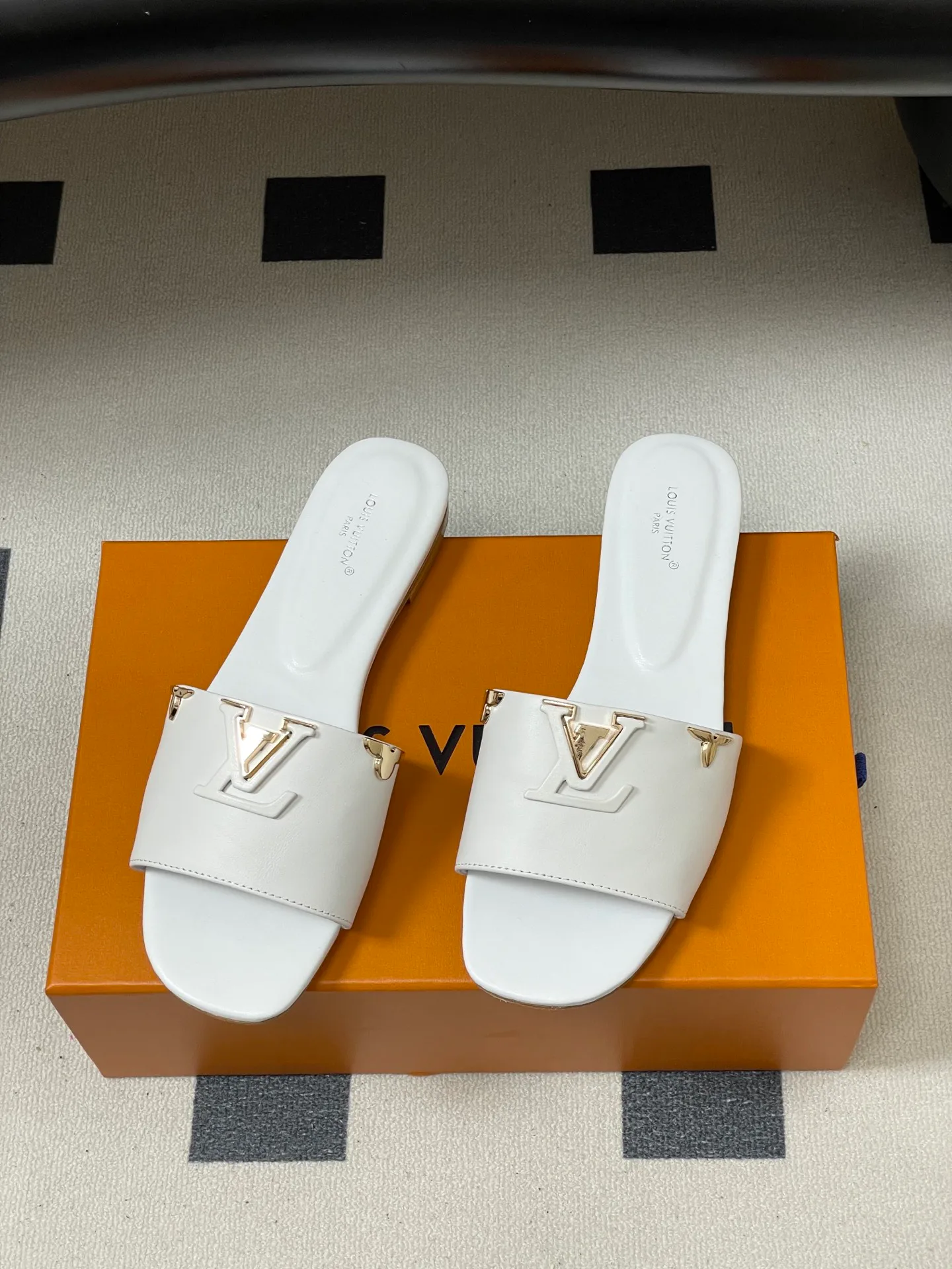 Сандалии Женские Louis Vuitton 2597165