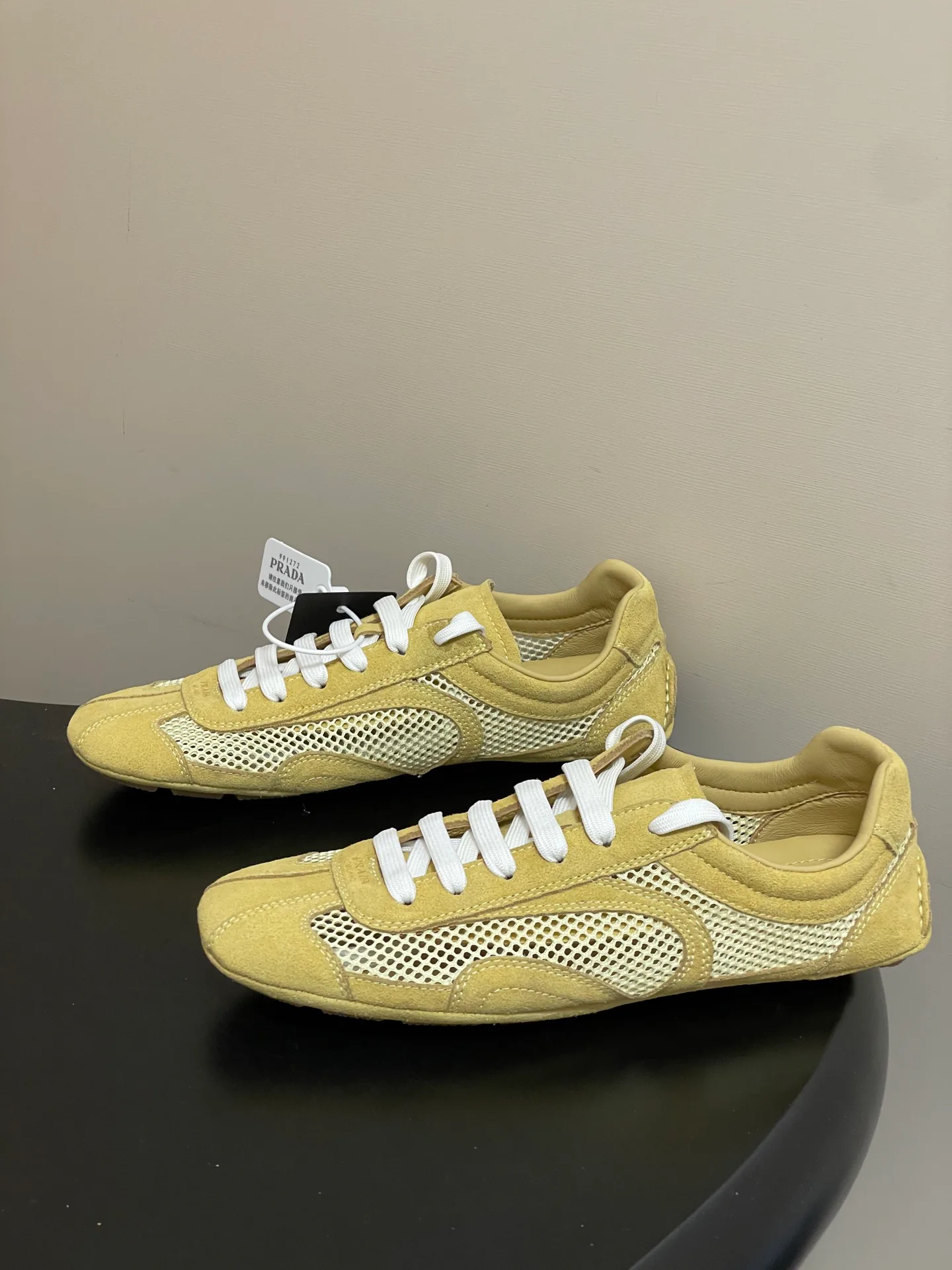 Кроссовки Женские Prada 11160232