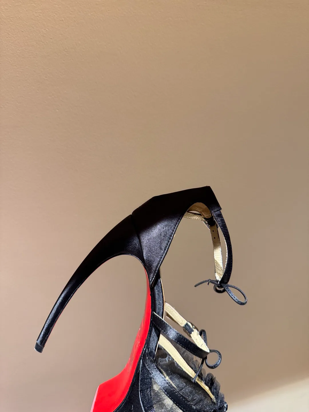 Туфли Женские Christian Louboutin 4743755