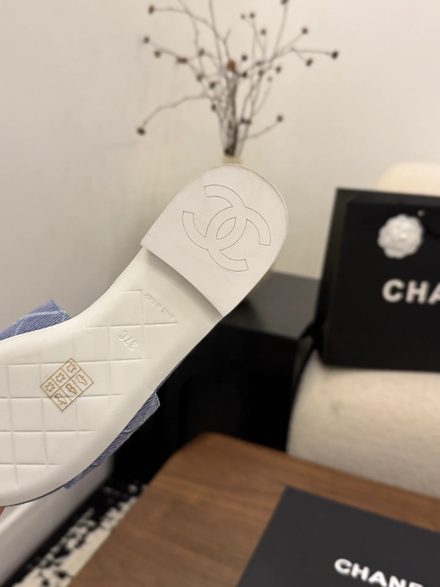 Шлепанцы Женские Chanel 11245210