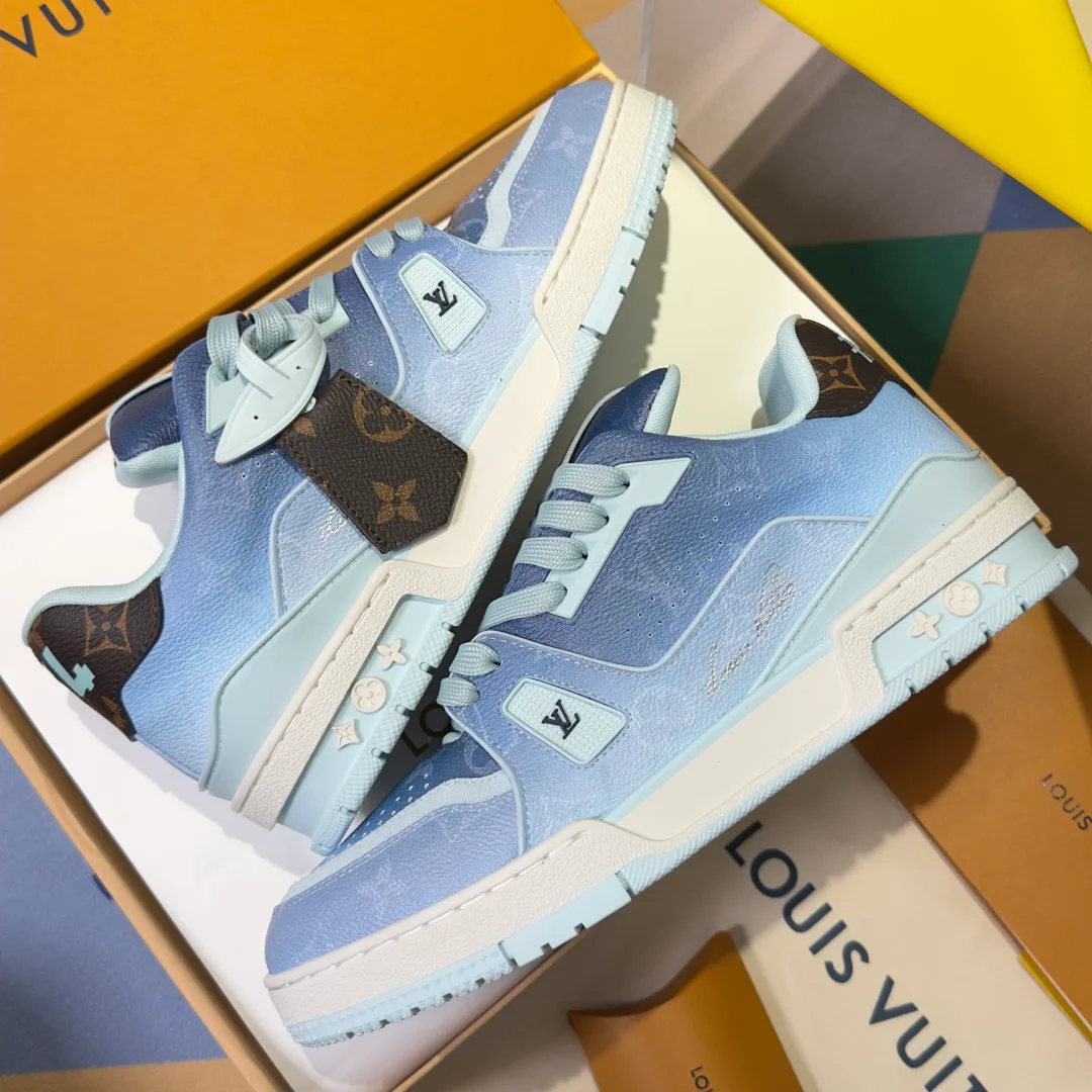 Кроссовки Мужские Louis Vuitton 11907230